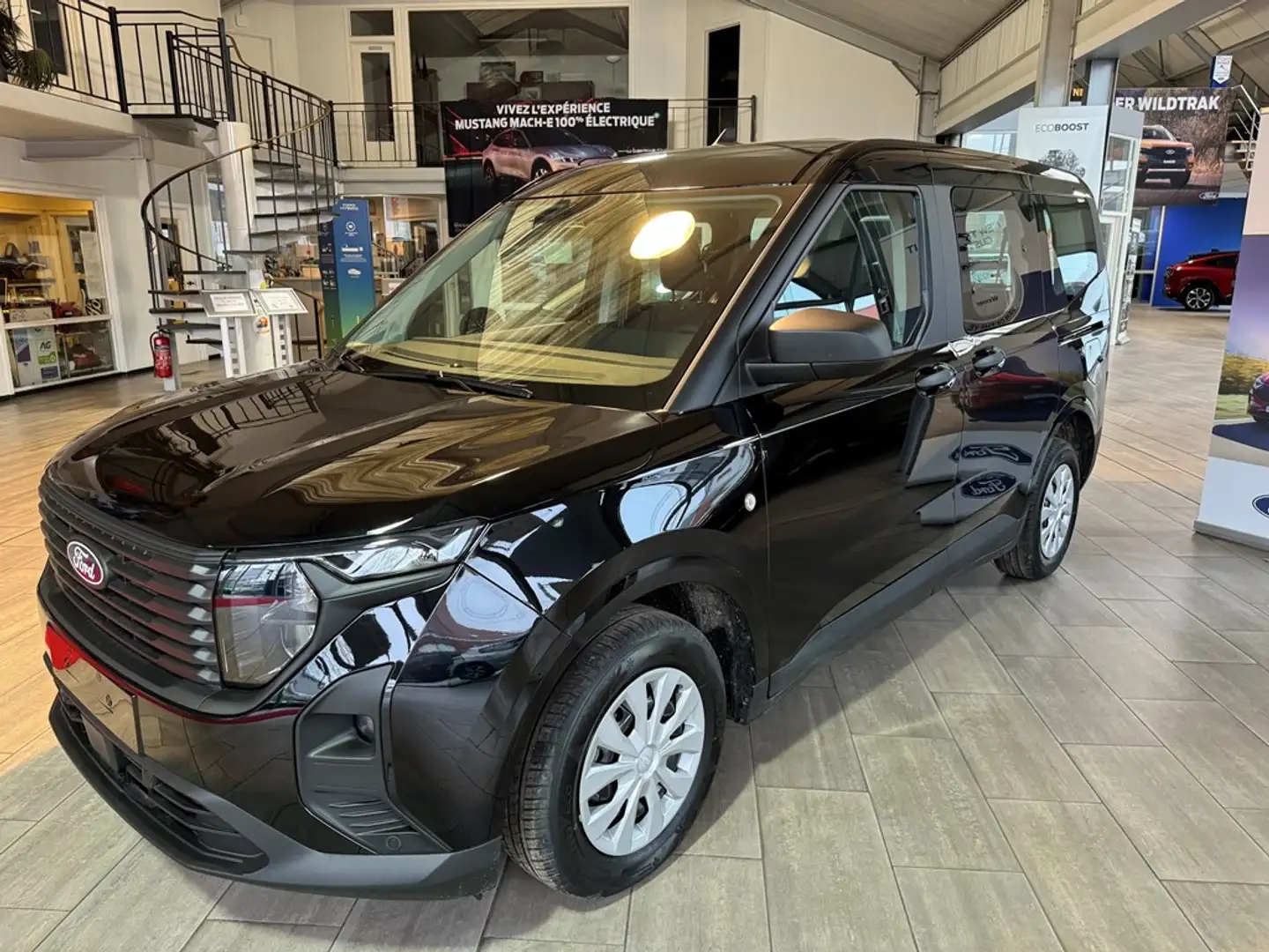 Ford Tourneo Courier Trend 1.0 EcoBoost Black - 1