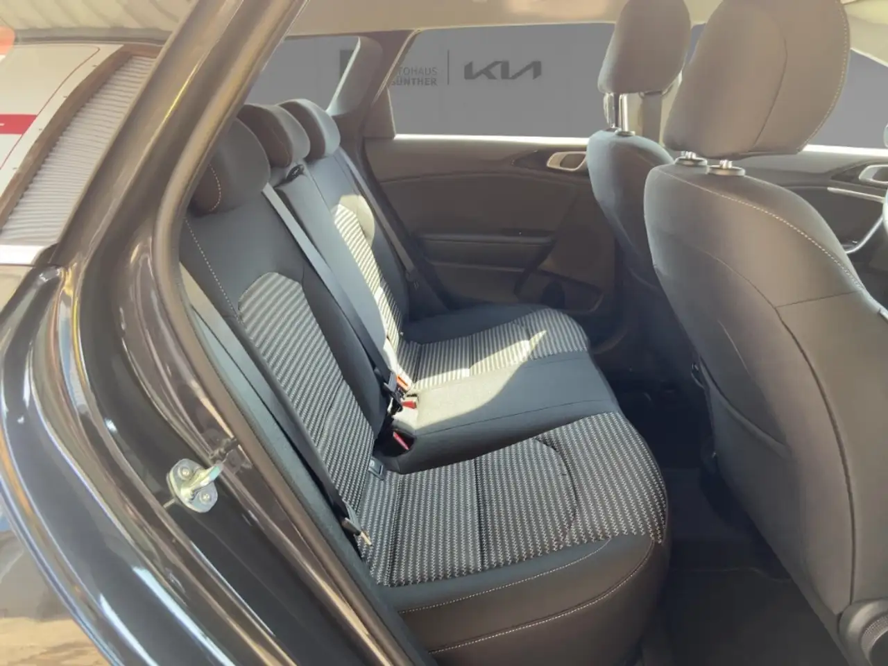 Kia Ceed / cee'd Sportswagon 1.5T 140PS/Ultimate/JBL/Navi/Kamera/AC 20