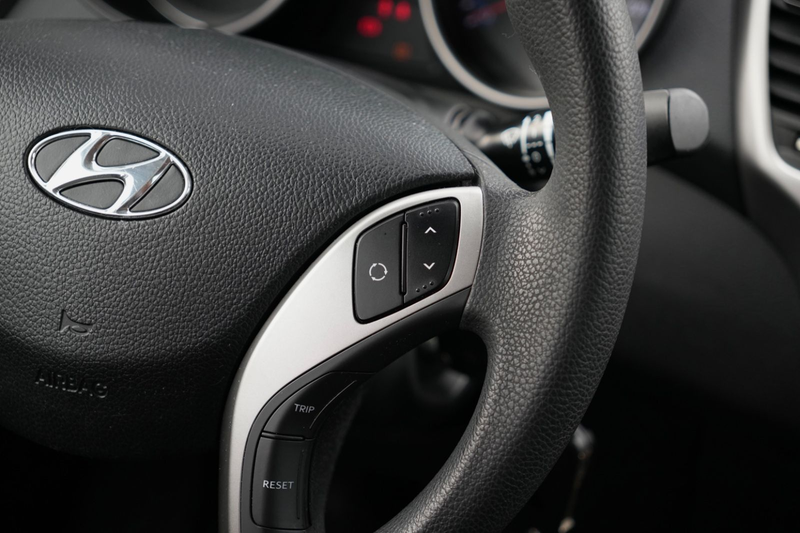 Hyundai i30 cw blue Classic/8-FACH/PDC/SHZ/KLIMAA/ — photo 21