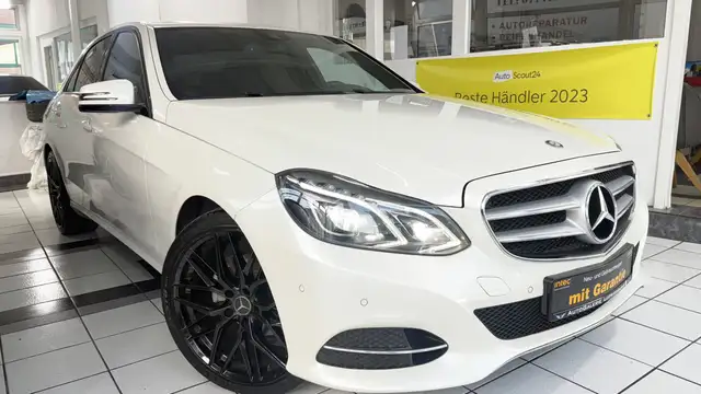 Mercedes-Benz E 200 BlueTec Avantgarde LED LEDER NAVI PDC 19ZOLL
