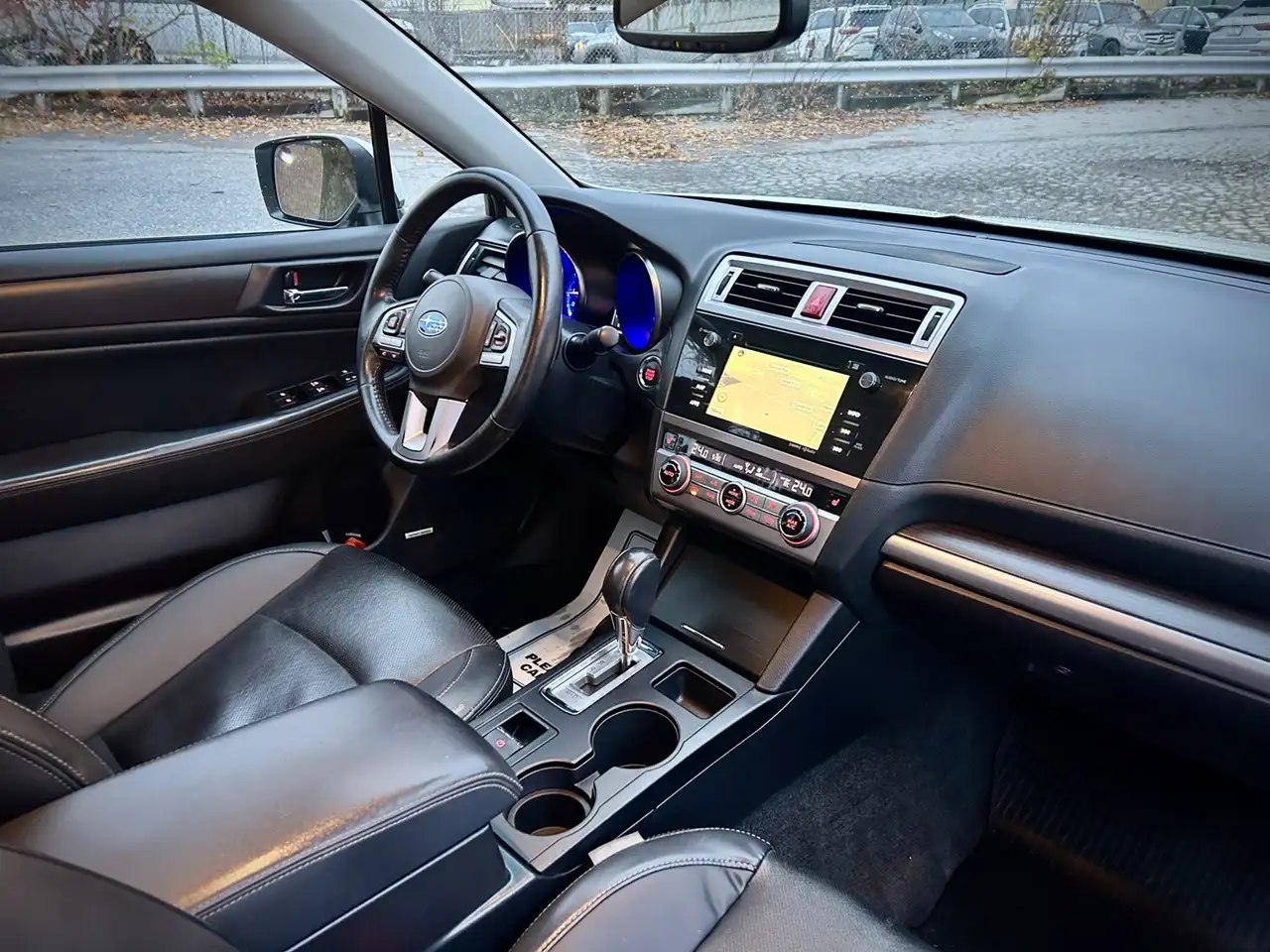 Subaru Legacy fotografie Subaru Legacy
