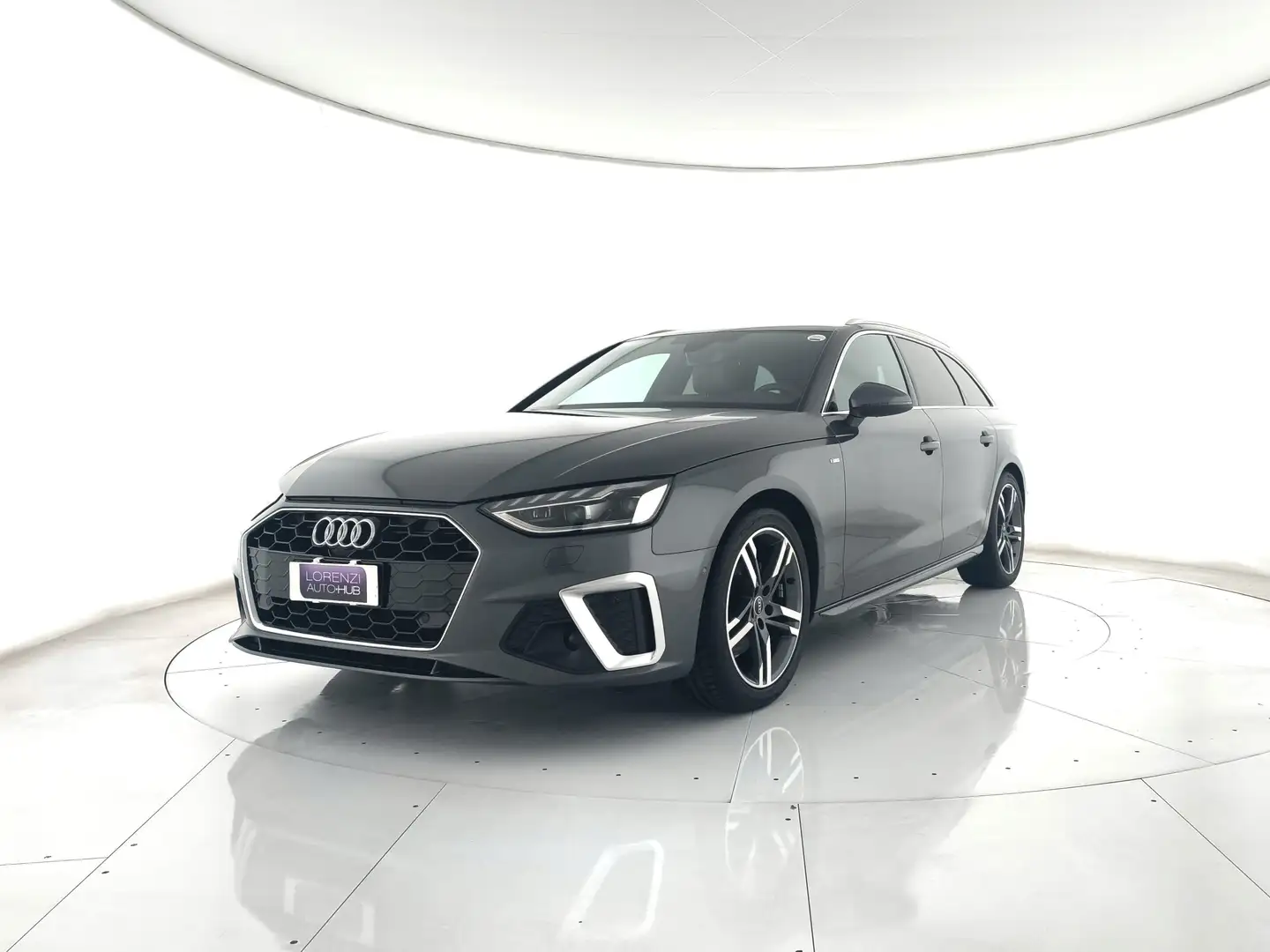Audi A4 Avant 35 2.0 tdi mhev S Line edition 163cv HEAD-UP Grau - 2