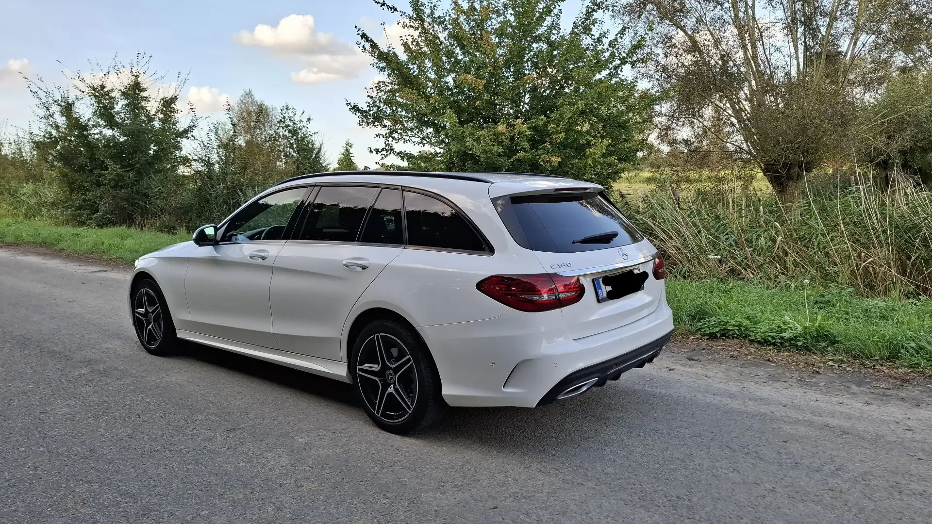 Mercedes-Benz C 180 T 9G-TRONIC AMG Line - 1