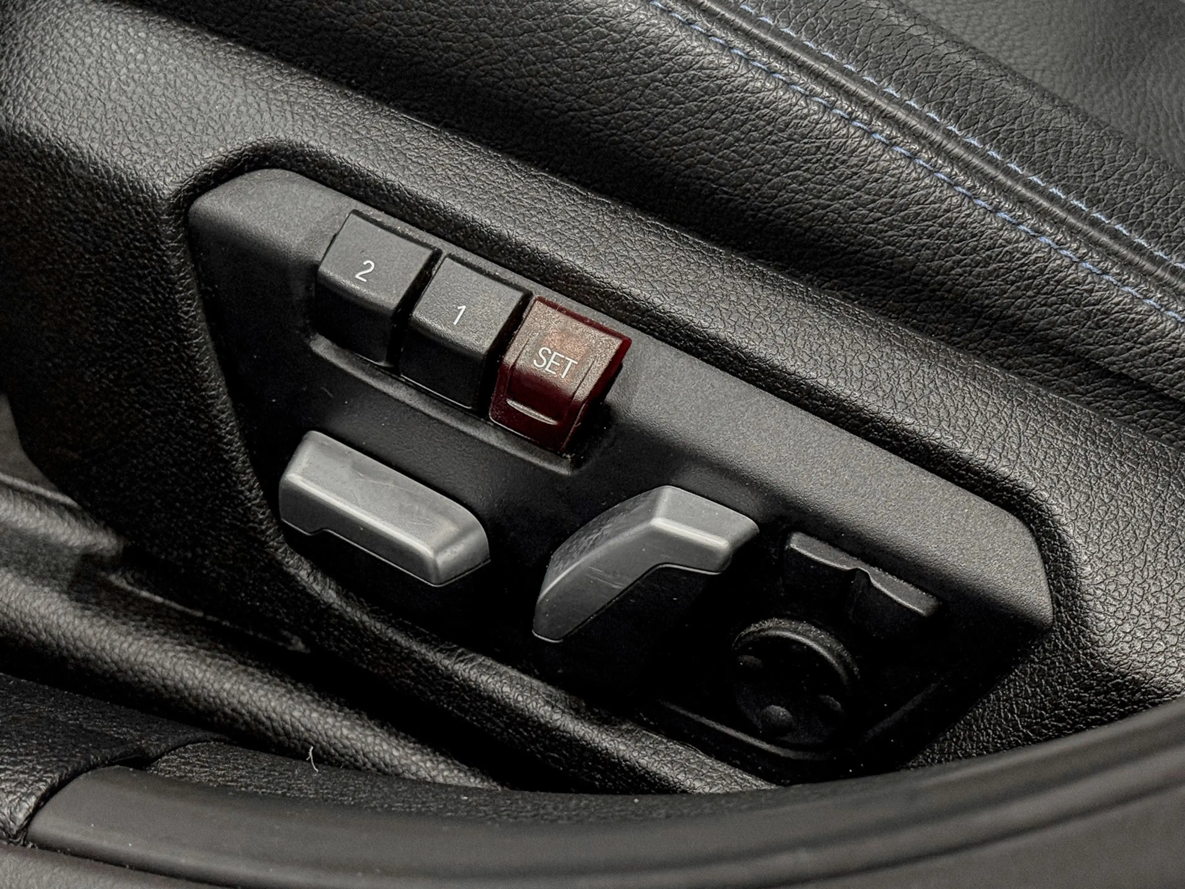 BMW 330 3-serie Touring 330i xDrive 3X M-Sport 252 PK PANO — photo 11
