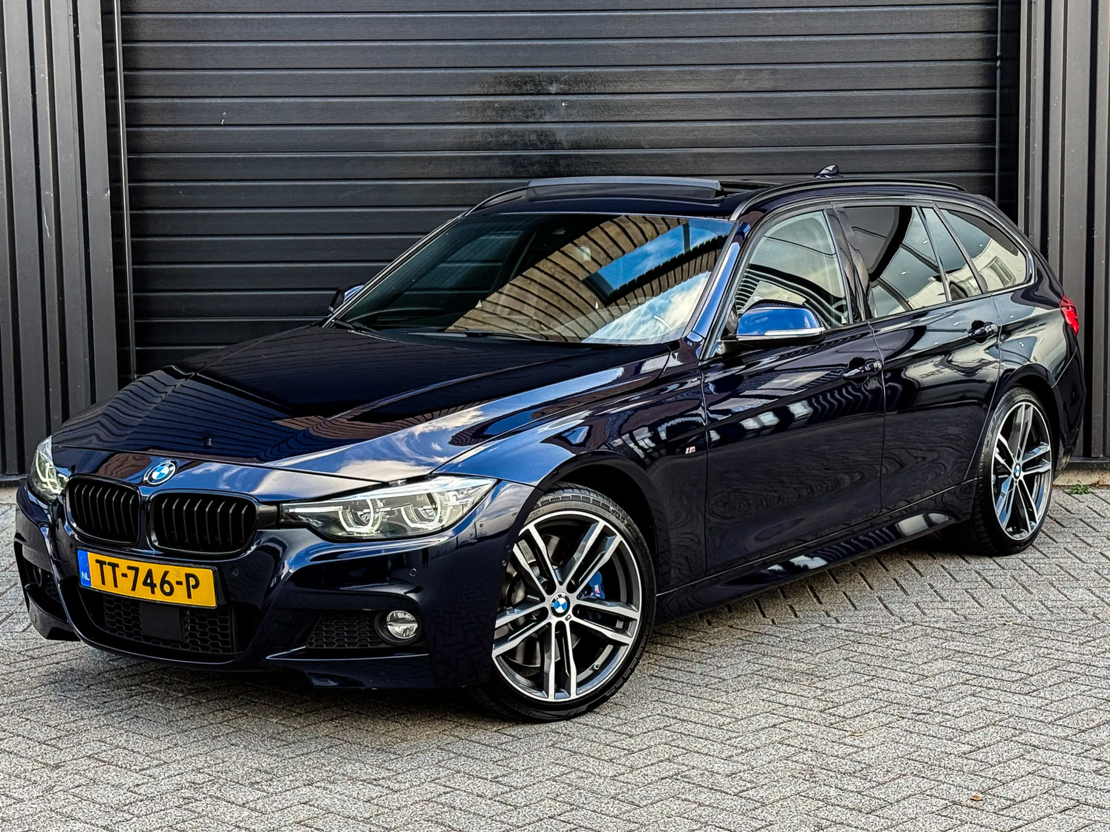 BMW 330 3-serie Touring 330i xDrive 3X M-Sport 252 PK PANO — photo 15