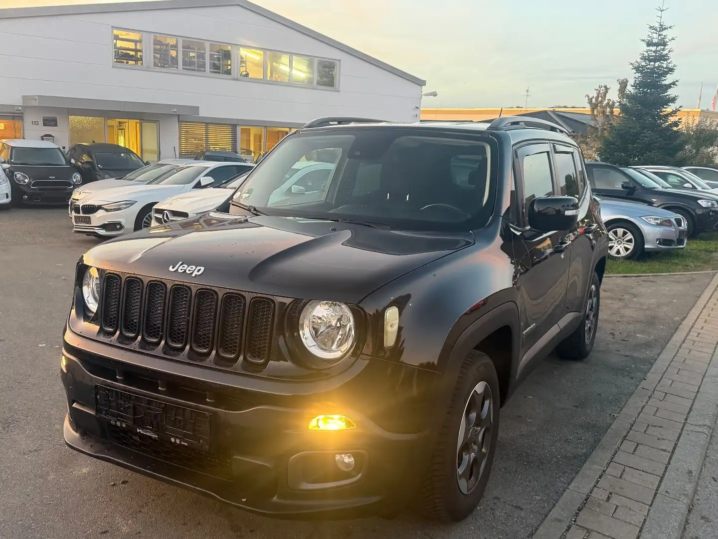 Jeep Renegade Limited FWD*NEU*TÜV*NUR* 87KM* gepflegt Zwart - 1