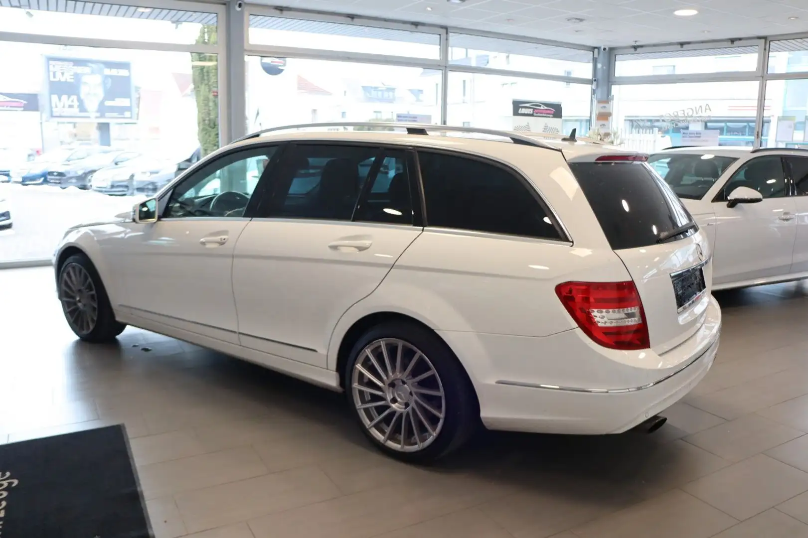 Mercedes-Benz C 350 T Blue Efficiency Avantgarde SCHIEBED./SHZ Blanco - 2