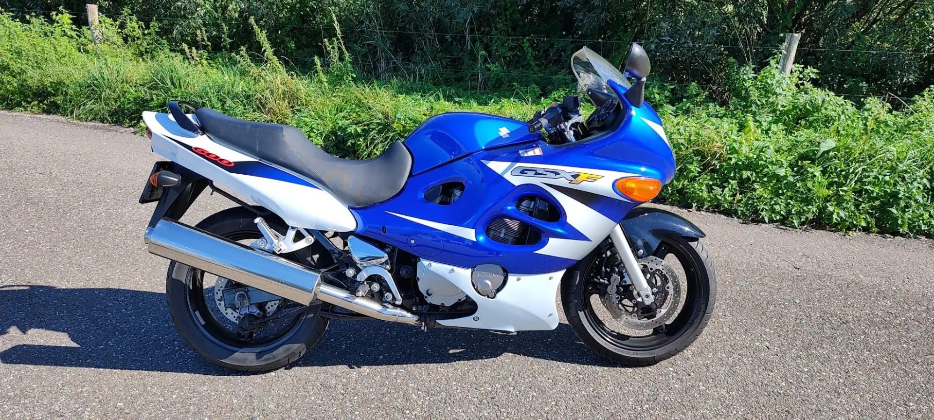 Suzuki GSX 600 F Синій - 1