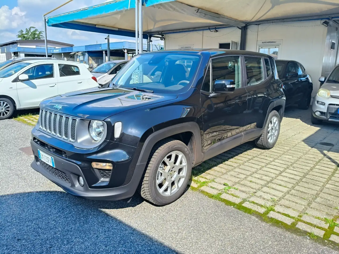 Jeep Renegade 1.6 Mjt 130 CV Limited Noir - 1