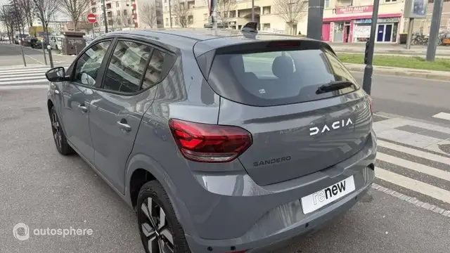 Dacia Sandero view 6