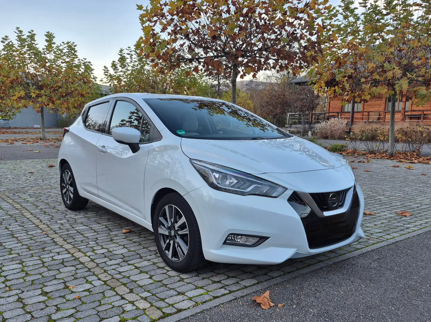 Nissan Micra Klima Sitzheizung Display 2.Hand LED Service Neu Weiß - 2