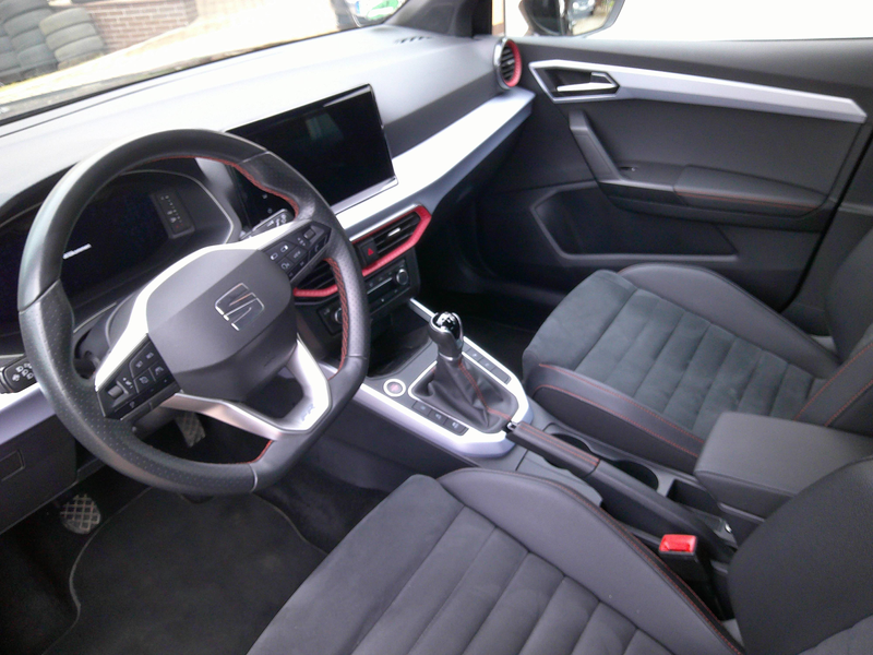 SEAT Arona FR TÜV Neu — photo 12