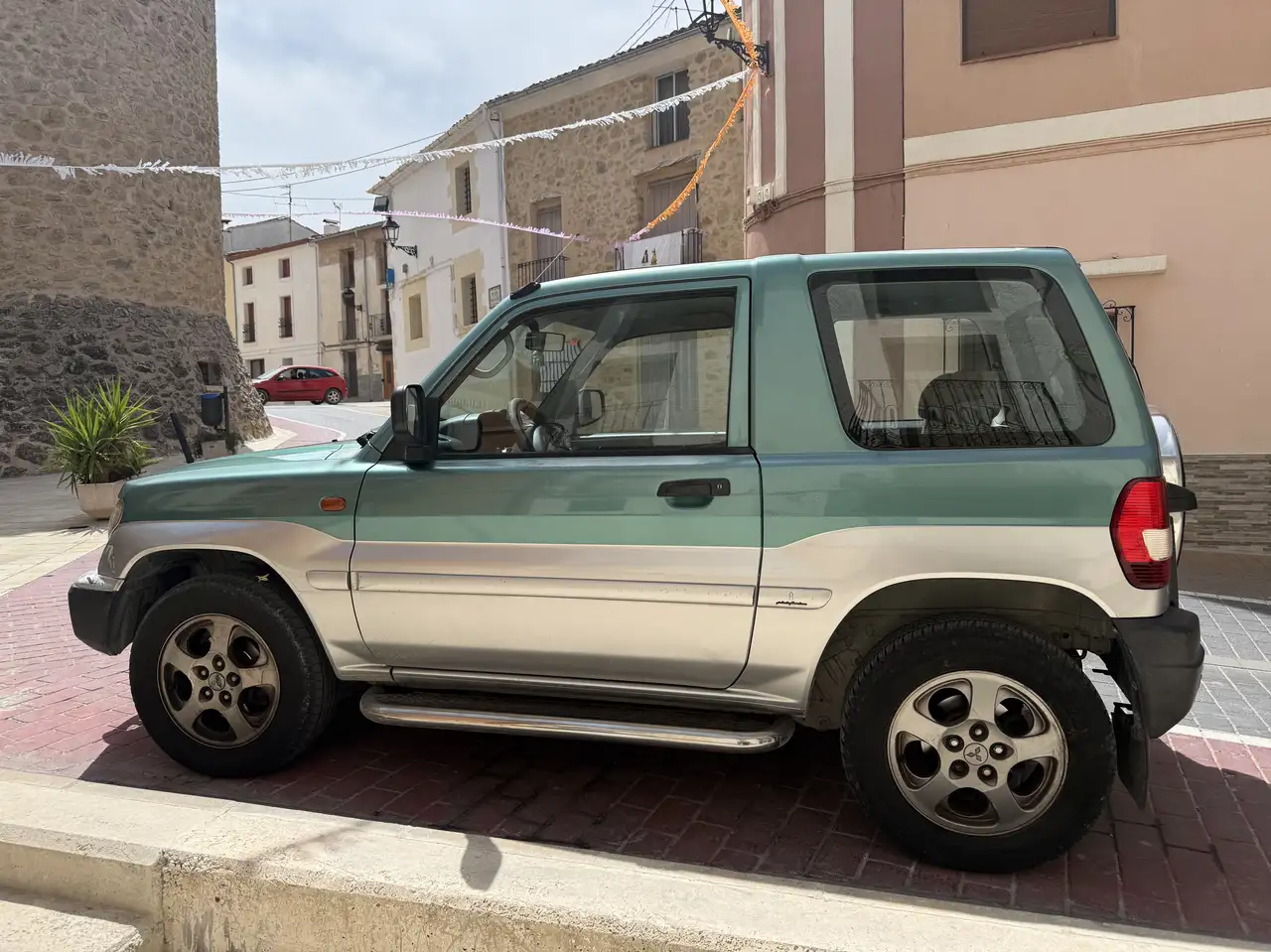 Mitsubishi Montero iO 1.8 GDI Kayak Kayak, foto 3