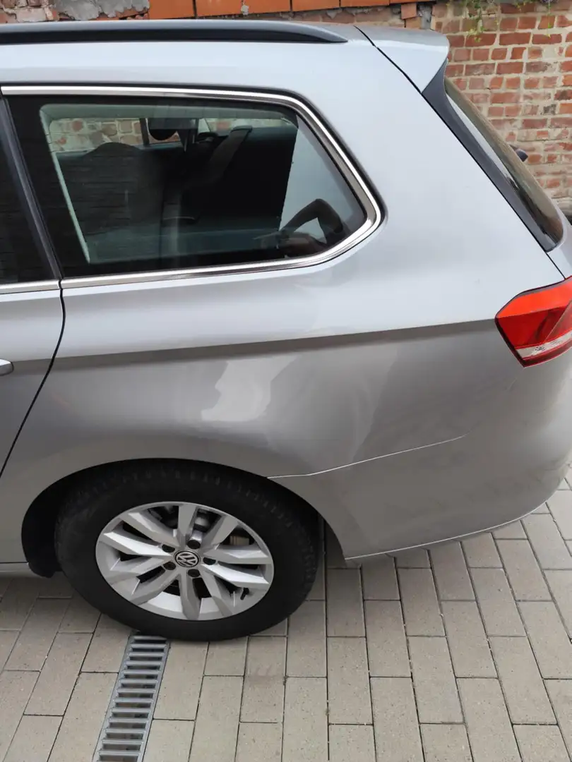 Volkswagen Passat Variant Passat Variant 2.0 TDI SCR Comfortline Zilver - 2