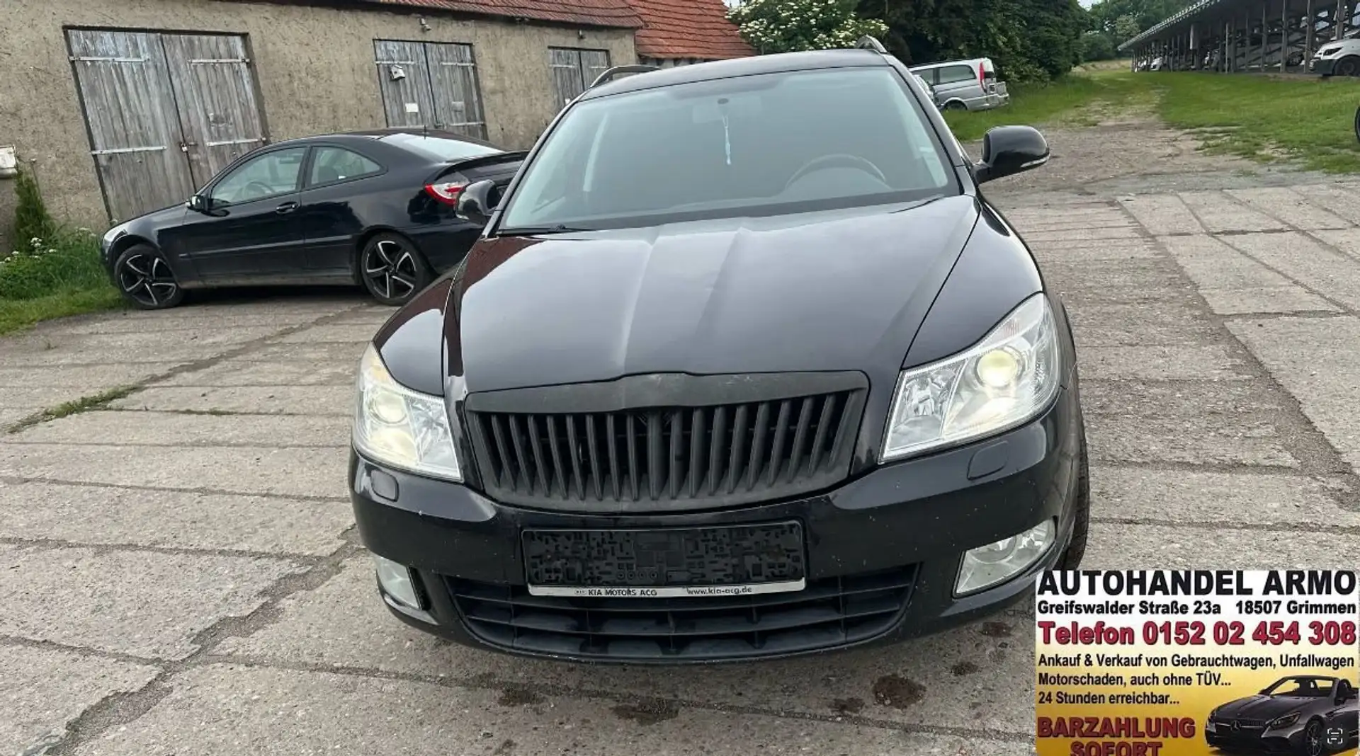 Skoda Octavia Ambiente **HU/AU 11.2026** Black - 1