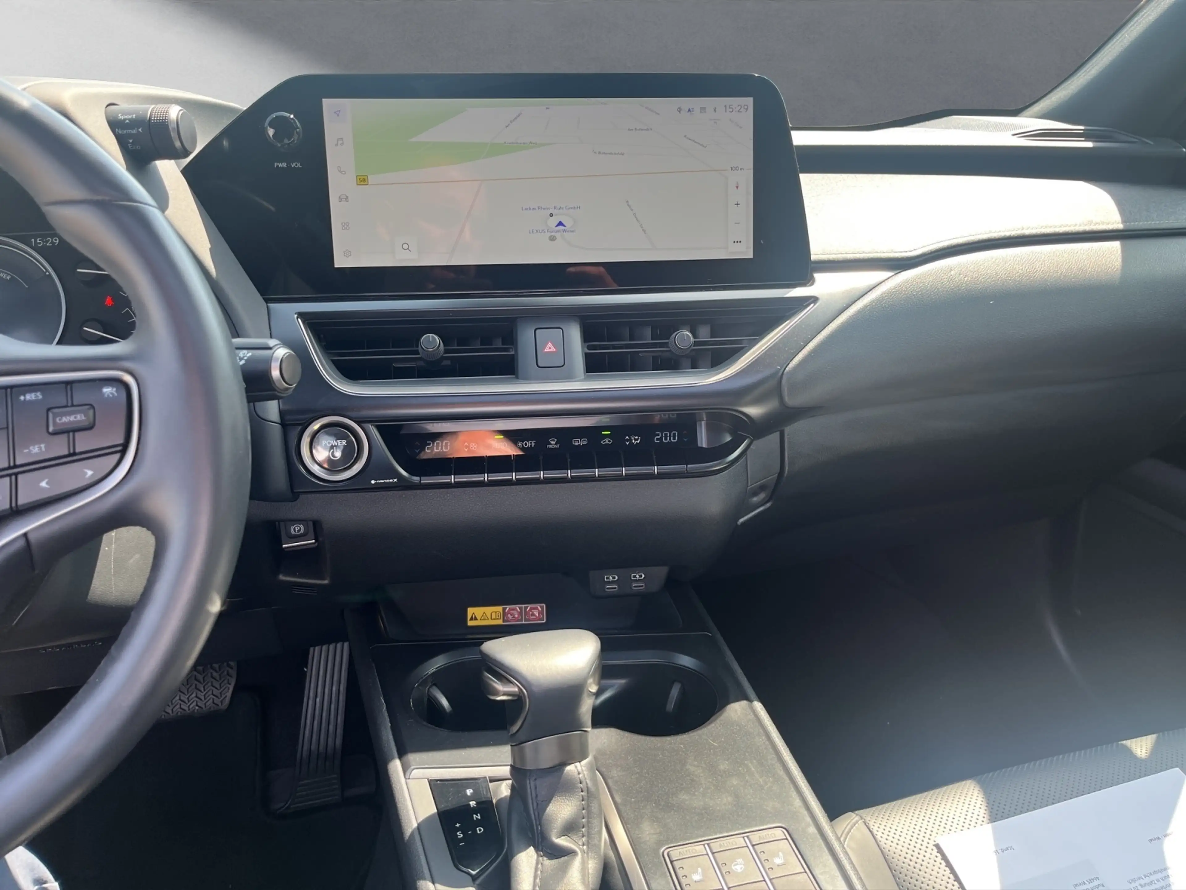 Lexus UX 250h 250 h*EXECUTIVE*HUD*LEDER*SCHIEBEDACH — photo 14