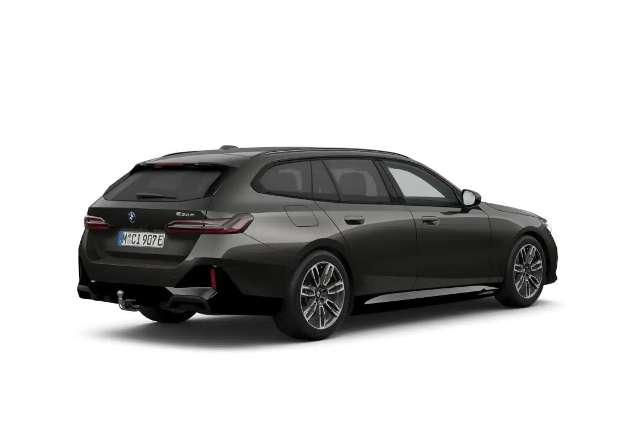 BMW 5 Series 2026
