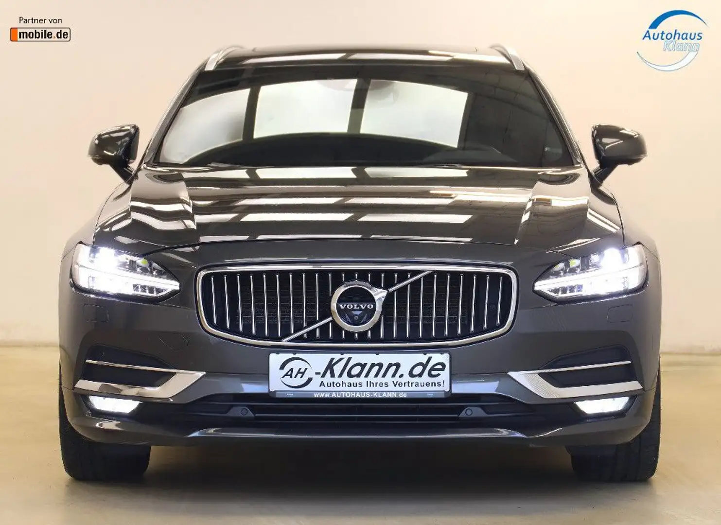 Volvo V90 2.0 T5 254PS Inscription Pano ACC LED 360° Gris - 2