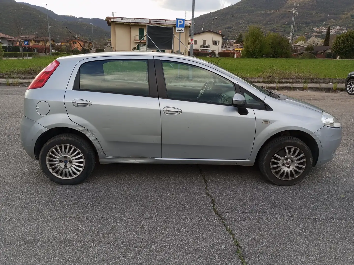 Fiat Grande Punto 5p 1.4 natural power Active - 1