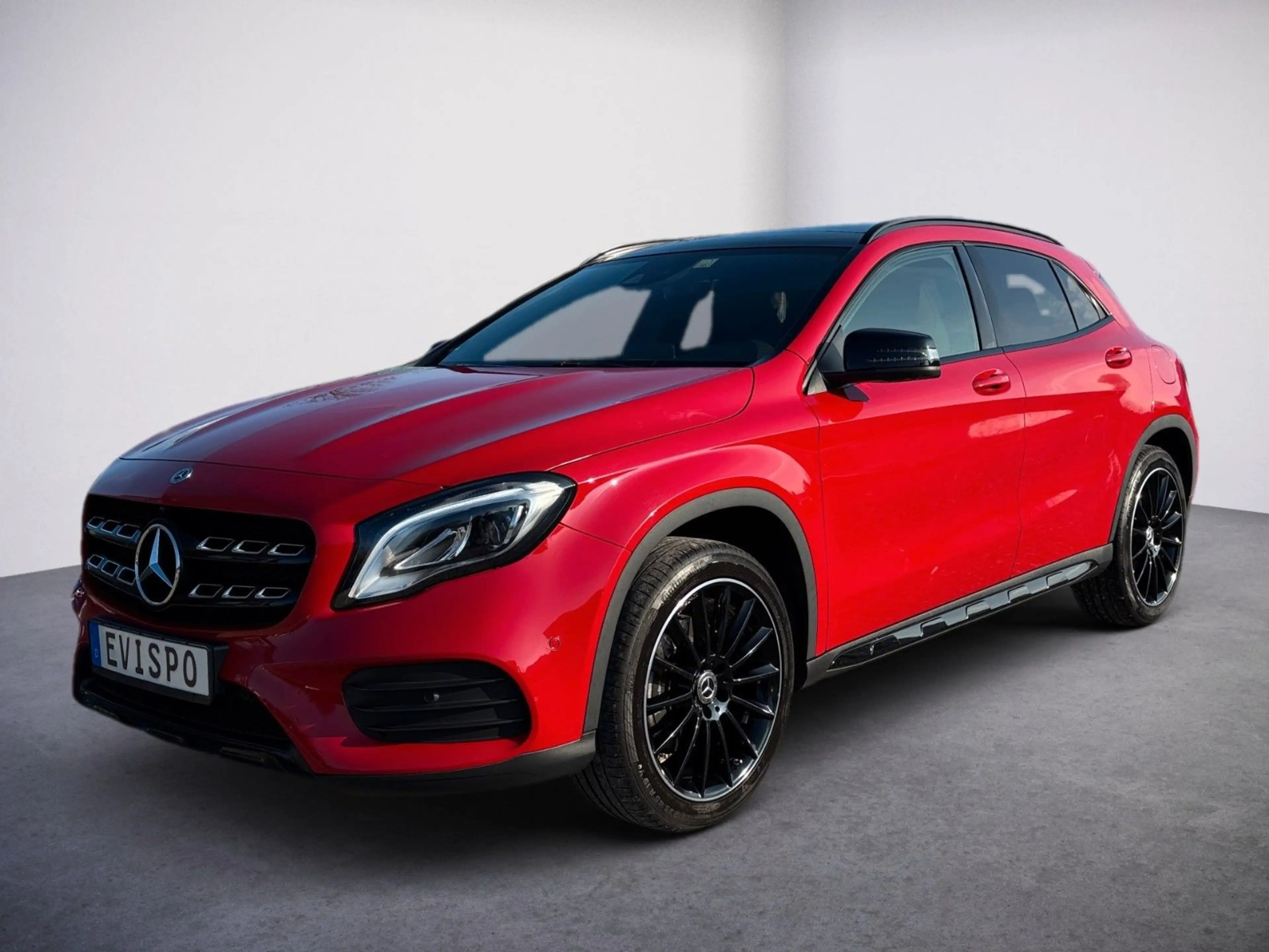 Mercedes-Benz GLA 220 4Matic*AMG*PANO*LED* — photo 3