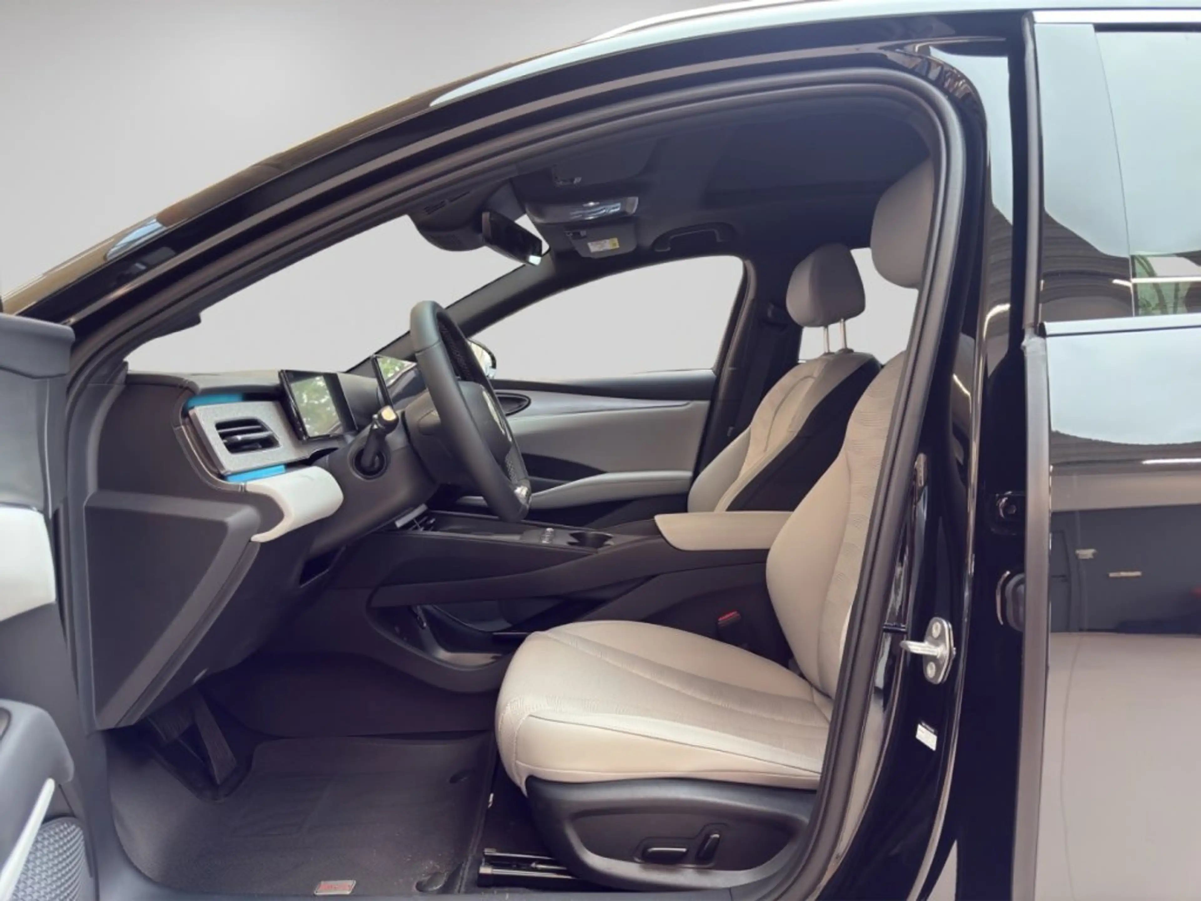 BYD Seal 6 DM-i Touring Comfort — photo 7