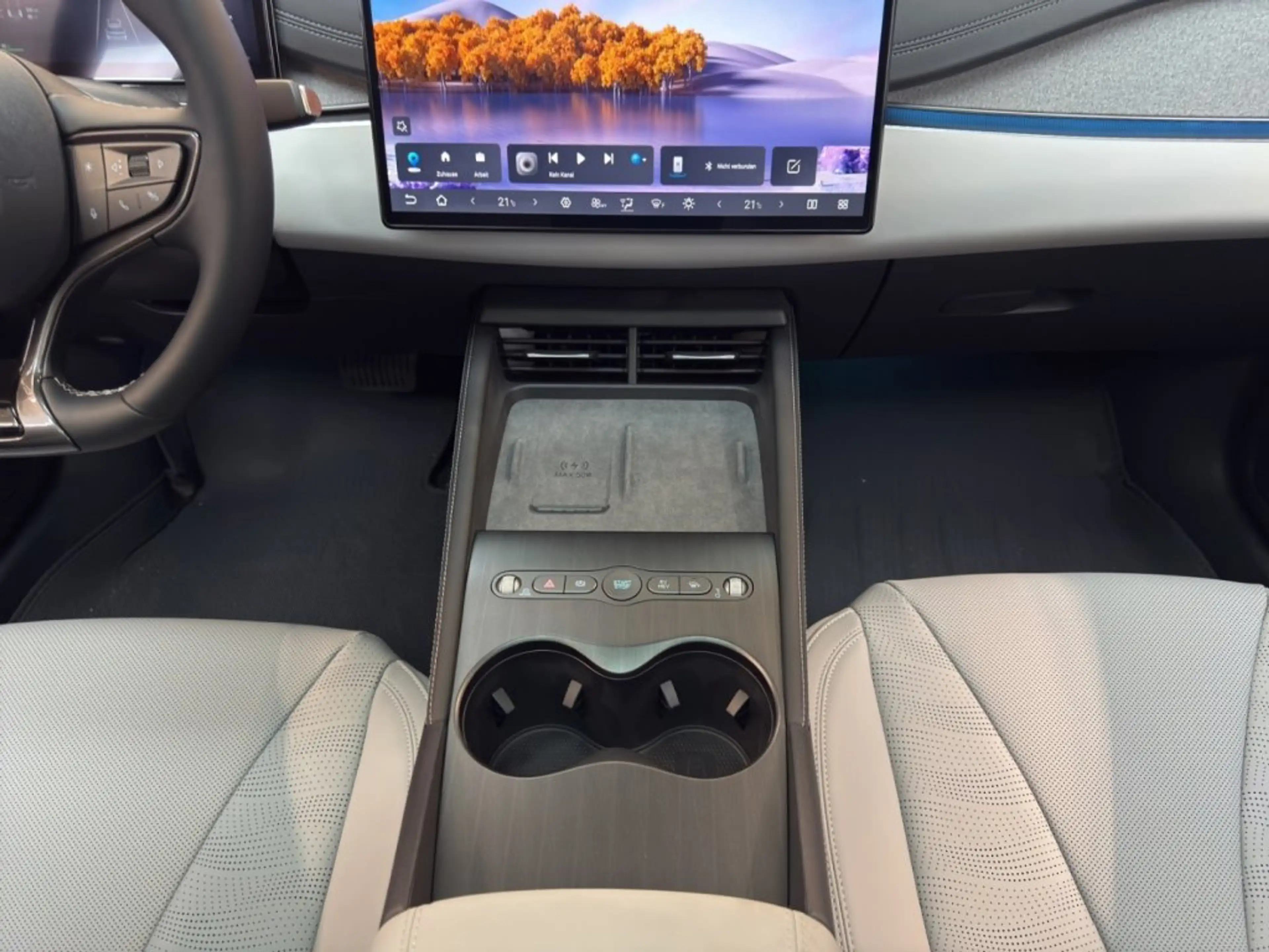 BYD Seal 6 DM-i Touring Comfort — photo 10