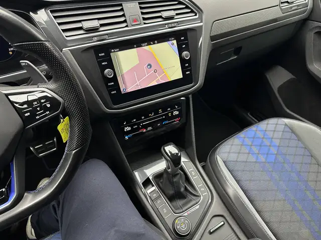 Volkswagen Tiguan view 19