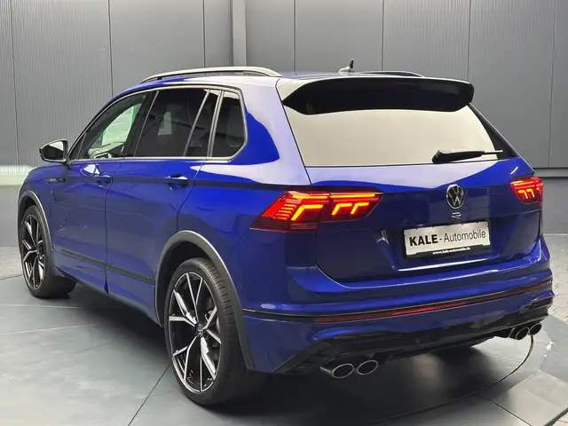 Volkswagen Tiguan view 3