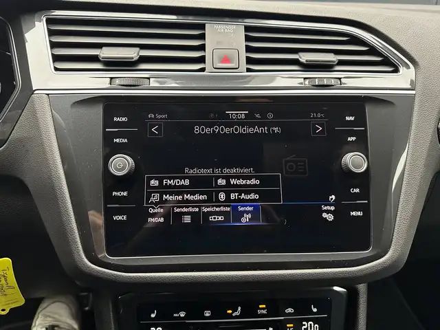 Volkswagen Tiguan view 26