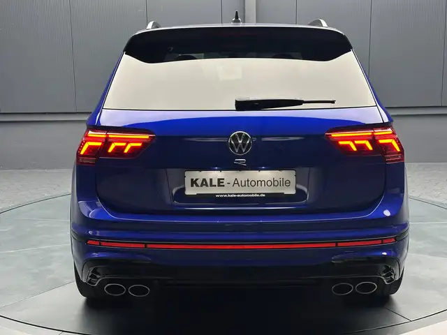 Volkswagen Tiguan view 4