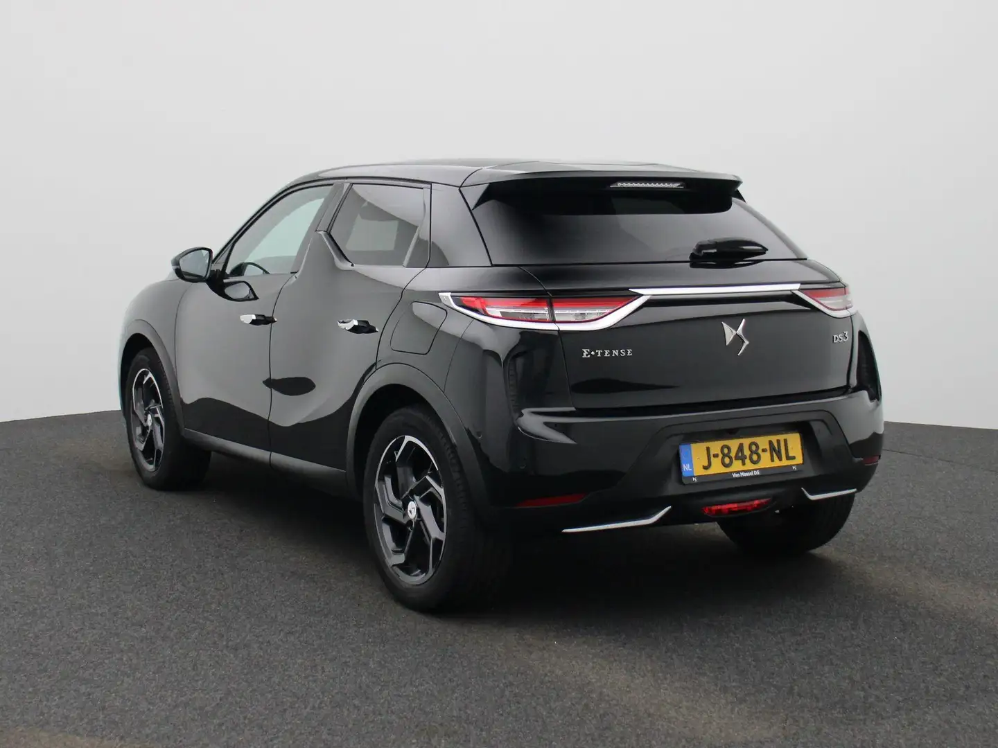 DS Automobiles DS 3 Crossback E-Tense Executive 50 kWh | NAVIGATIE | ACHTERUITRI Nero - 2