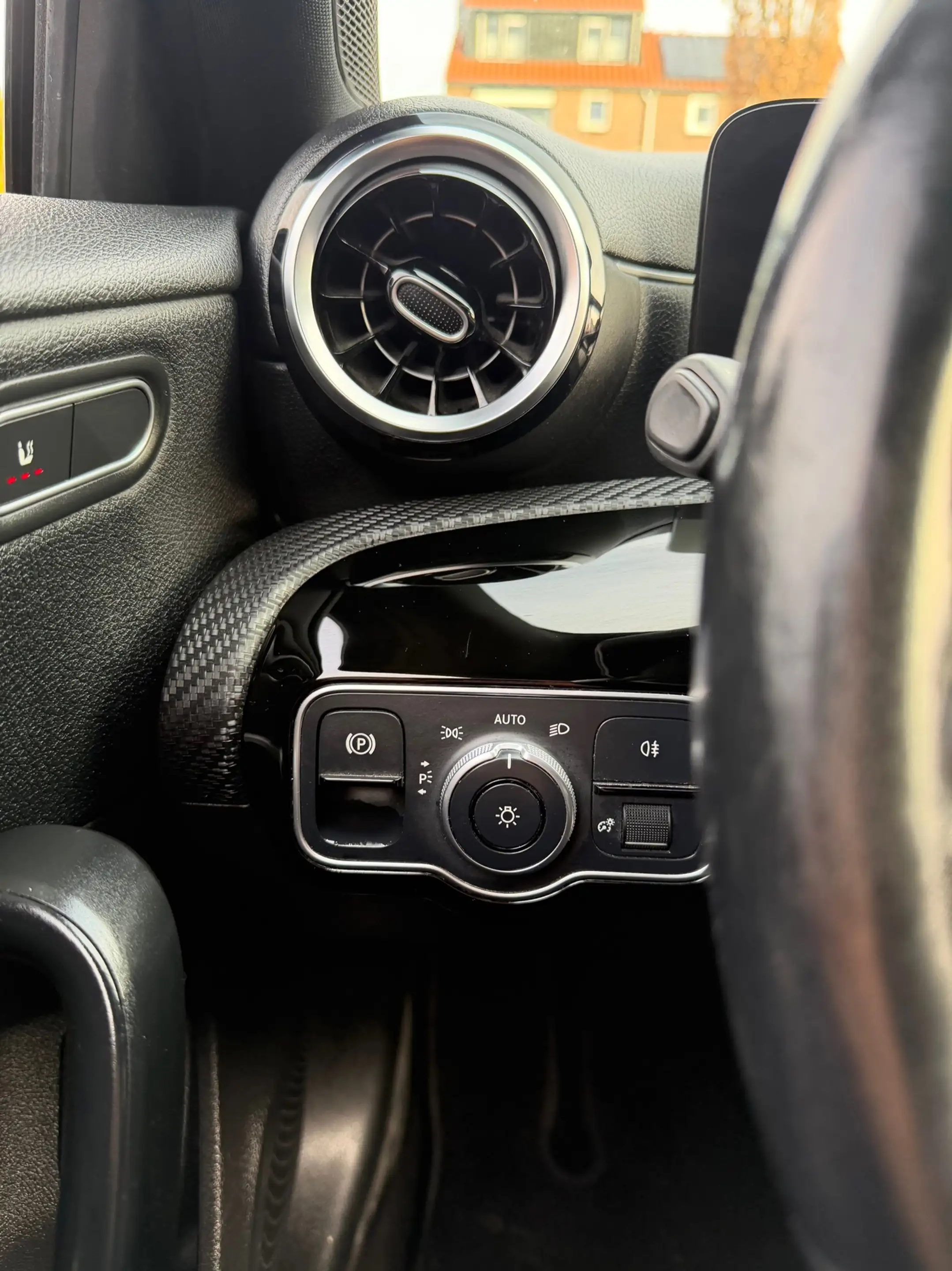 Mercedes-Benz A 35 AMG 200 A35 AMG|Xenon|Leer|Stoelvw|Xenon|Camera|Nap!! — photo 14