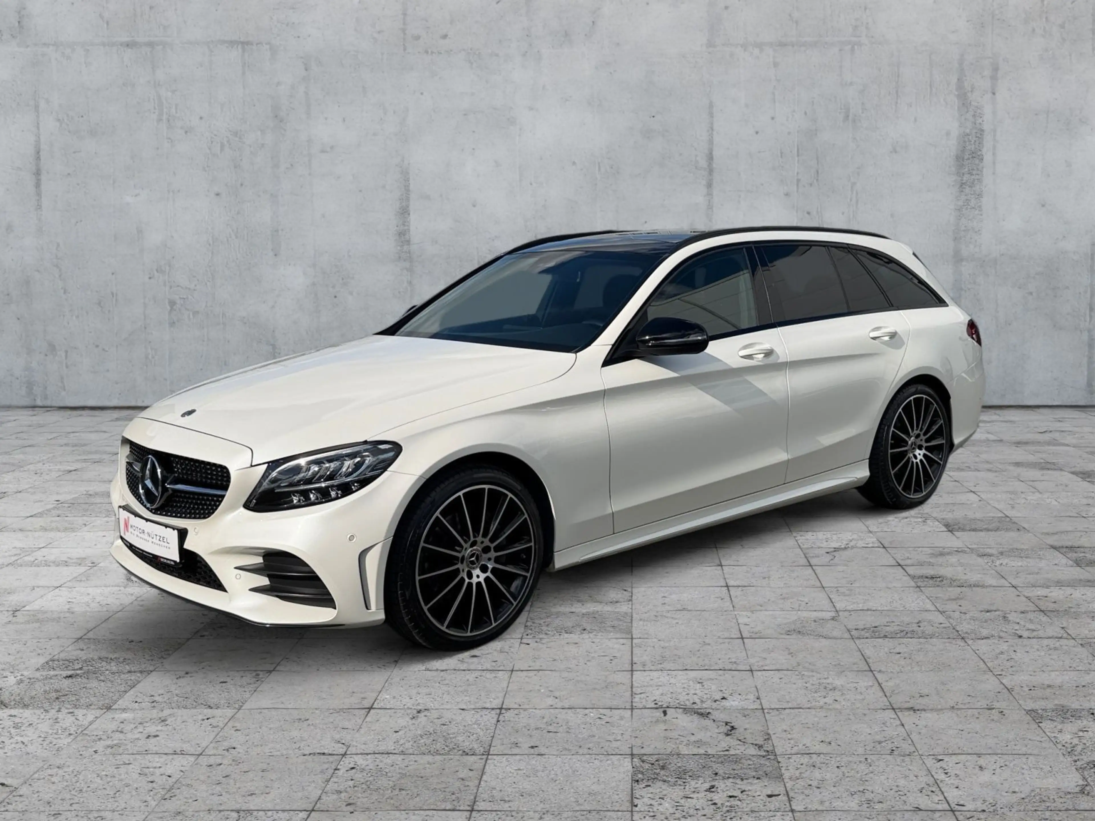 Mercedes-Benz C 180 T AMG LINE LED+NAV+AHK+RFK+SHZ+PANO+STDHZG — photo 2
