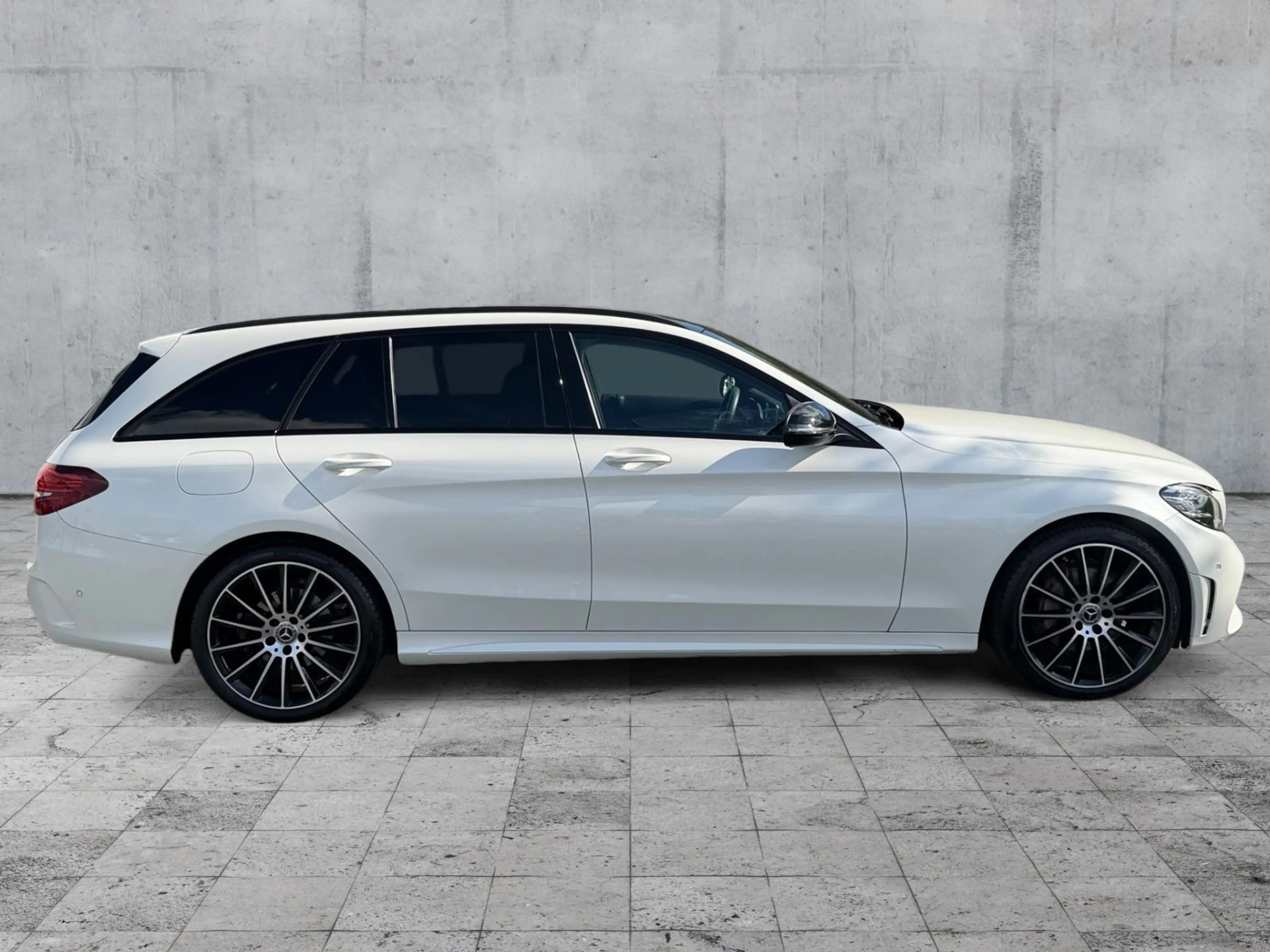 Mercedes-Benz C 180 T AMG LINE LED+NAV+AHK+RFK+SHZ+PANO+STDHZG — photo 7
