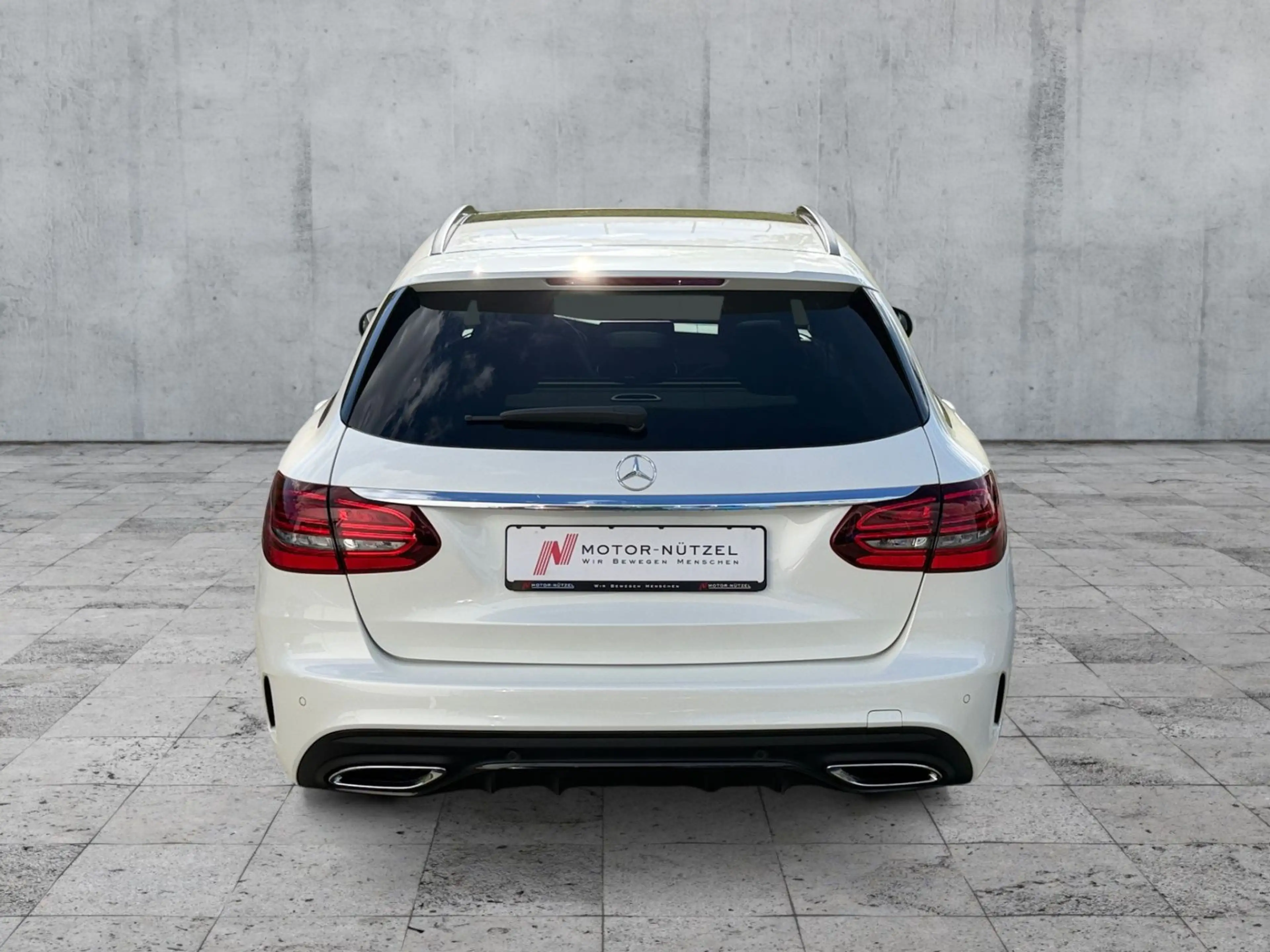 Mercedes-Benz C 180 T AMG LINE LED+NAV+AHK+RFK+SHZ+PANO+STDHZG — photo 5