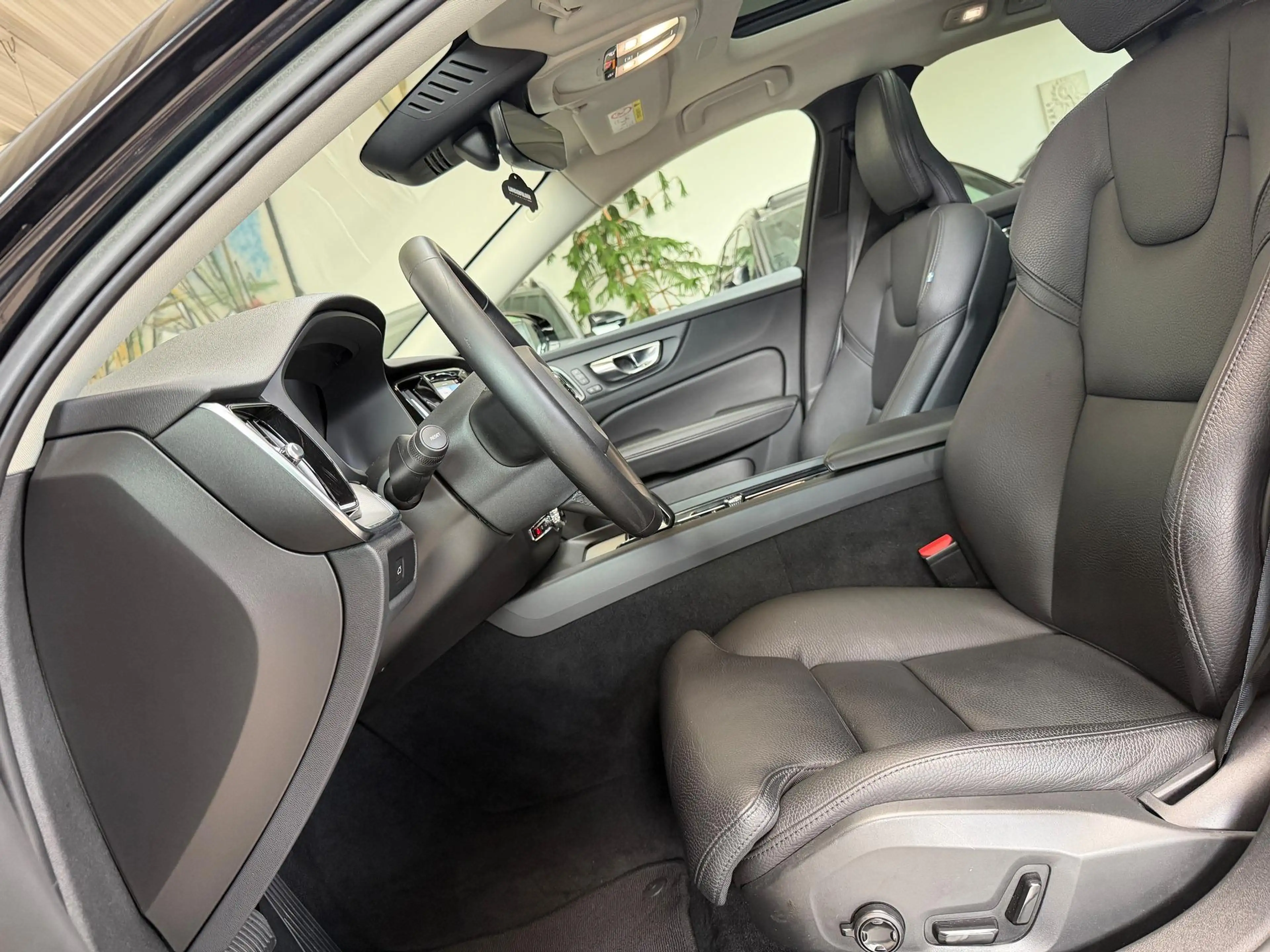Volvo V60 V60 B4 Plus Bright AHK|PANO|STDHZ|360°|H&K|ACC — photo 15