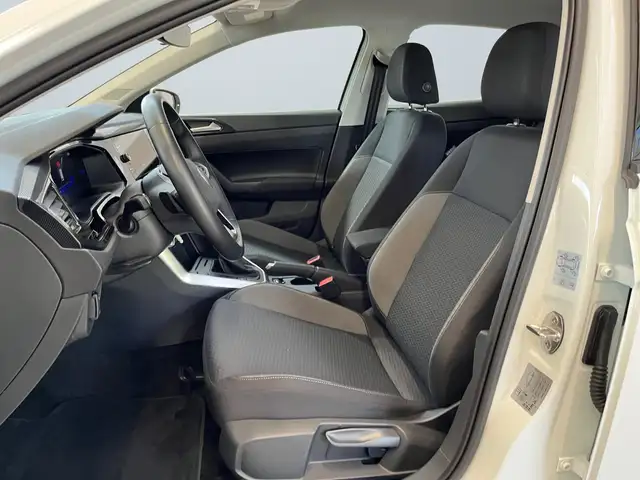 Volkswagen Polo view 7