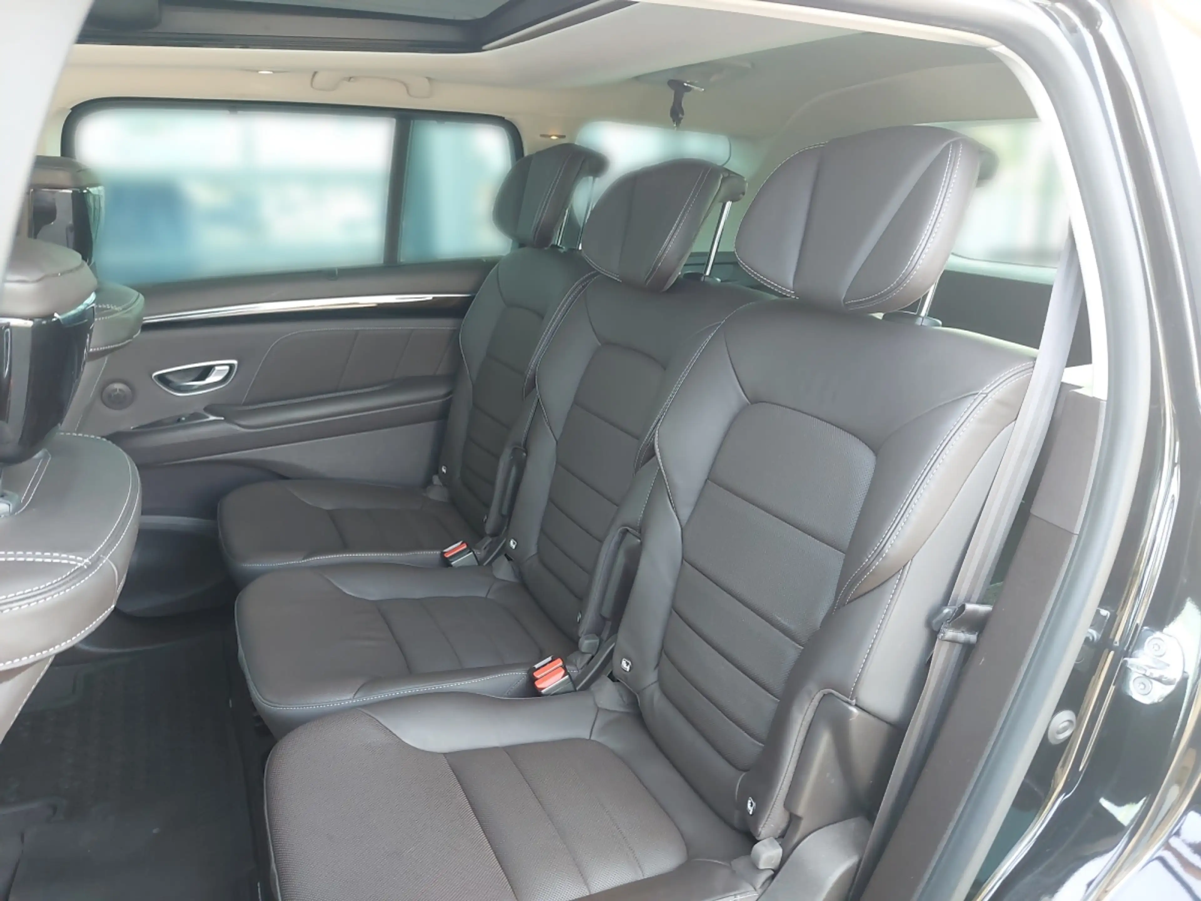 Renault Espace Initiale Paris 2.0 Blue dCi 200 EDC — photo 11