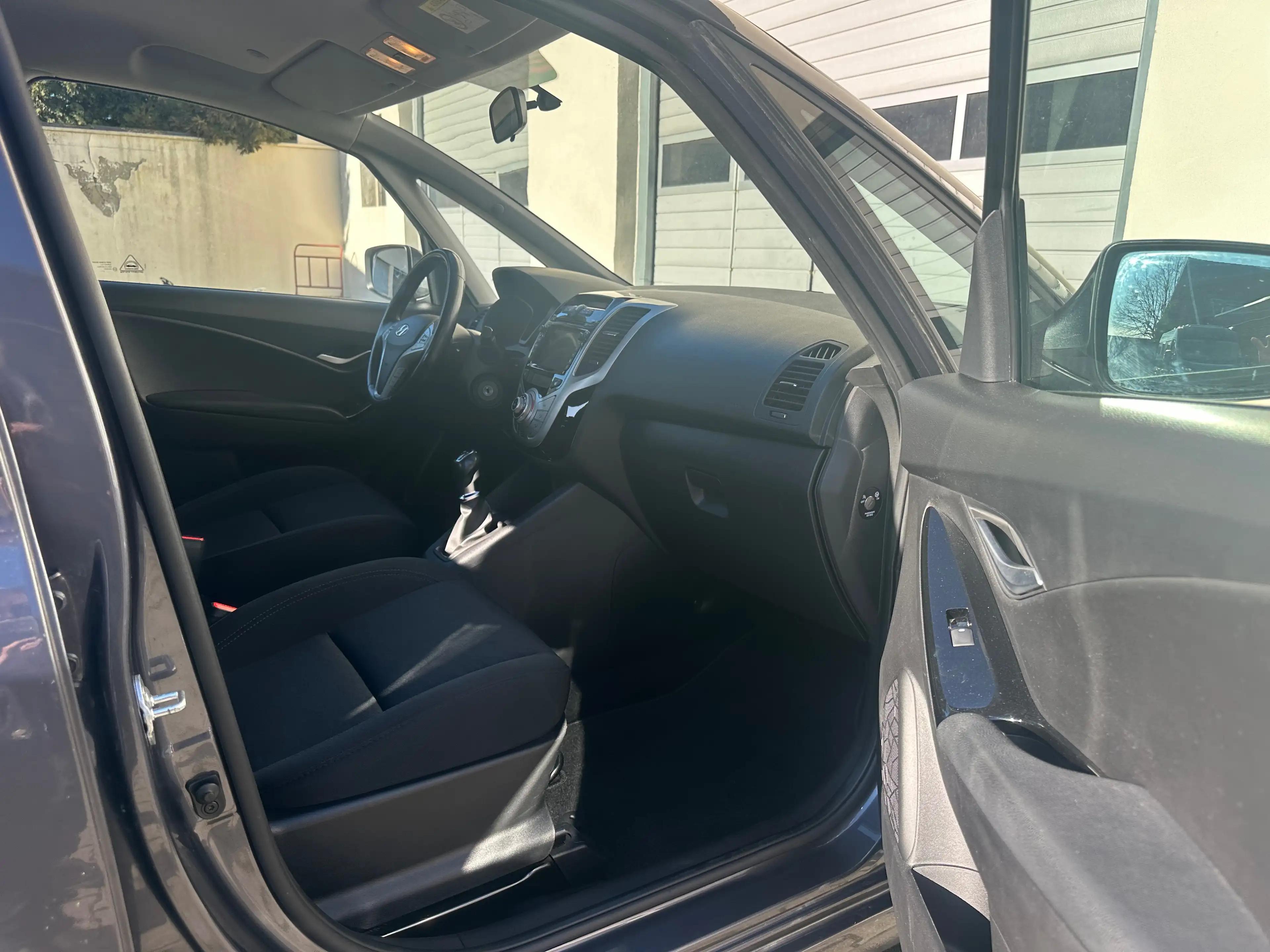 Hyundai iX20 ix20 Diesel 1.6 CRDi blue Passion — photo 11