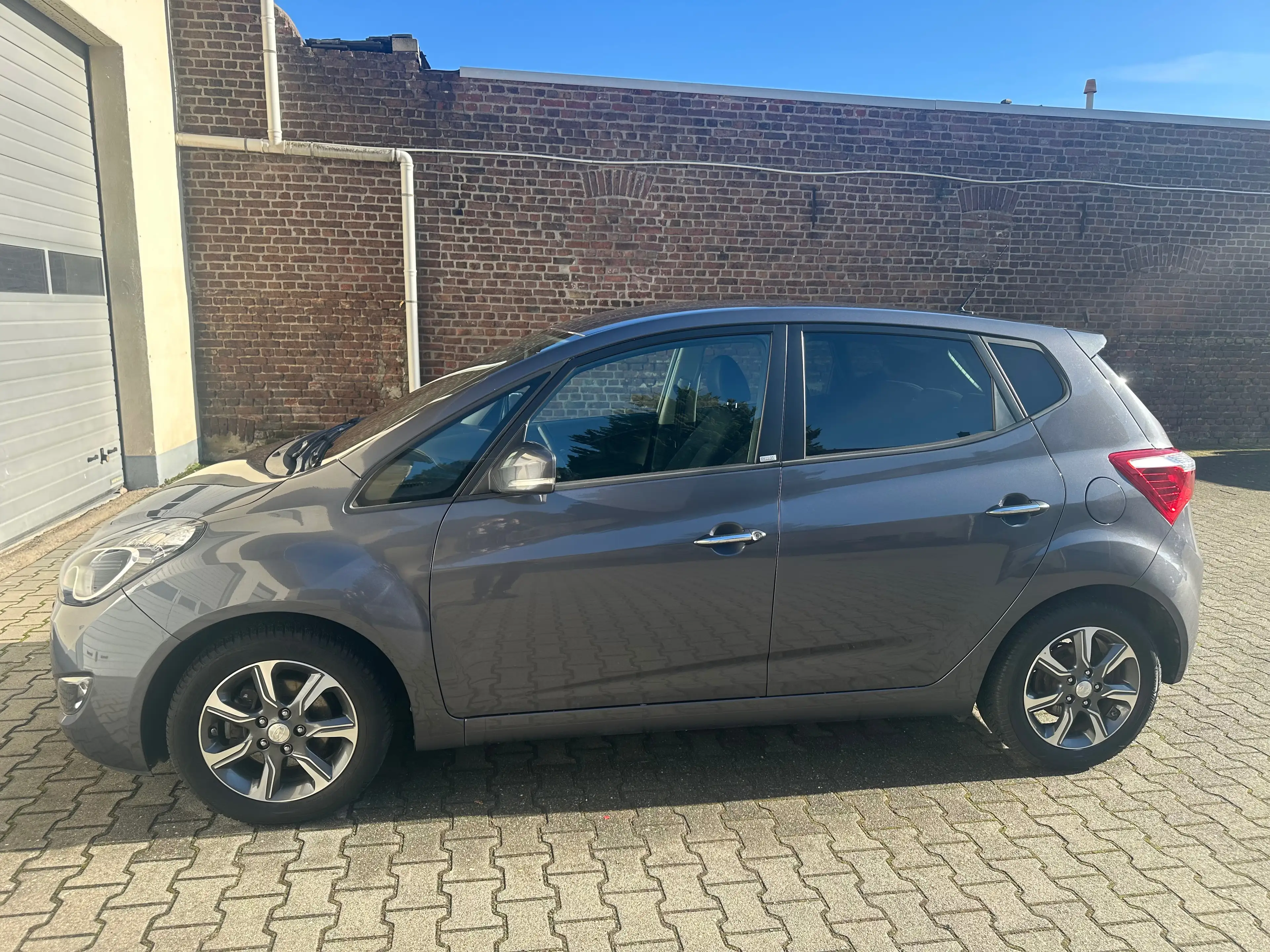 Hyundai iX20 ix20 Diesel 1.6 CRDi blue Passion — photo 5