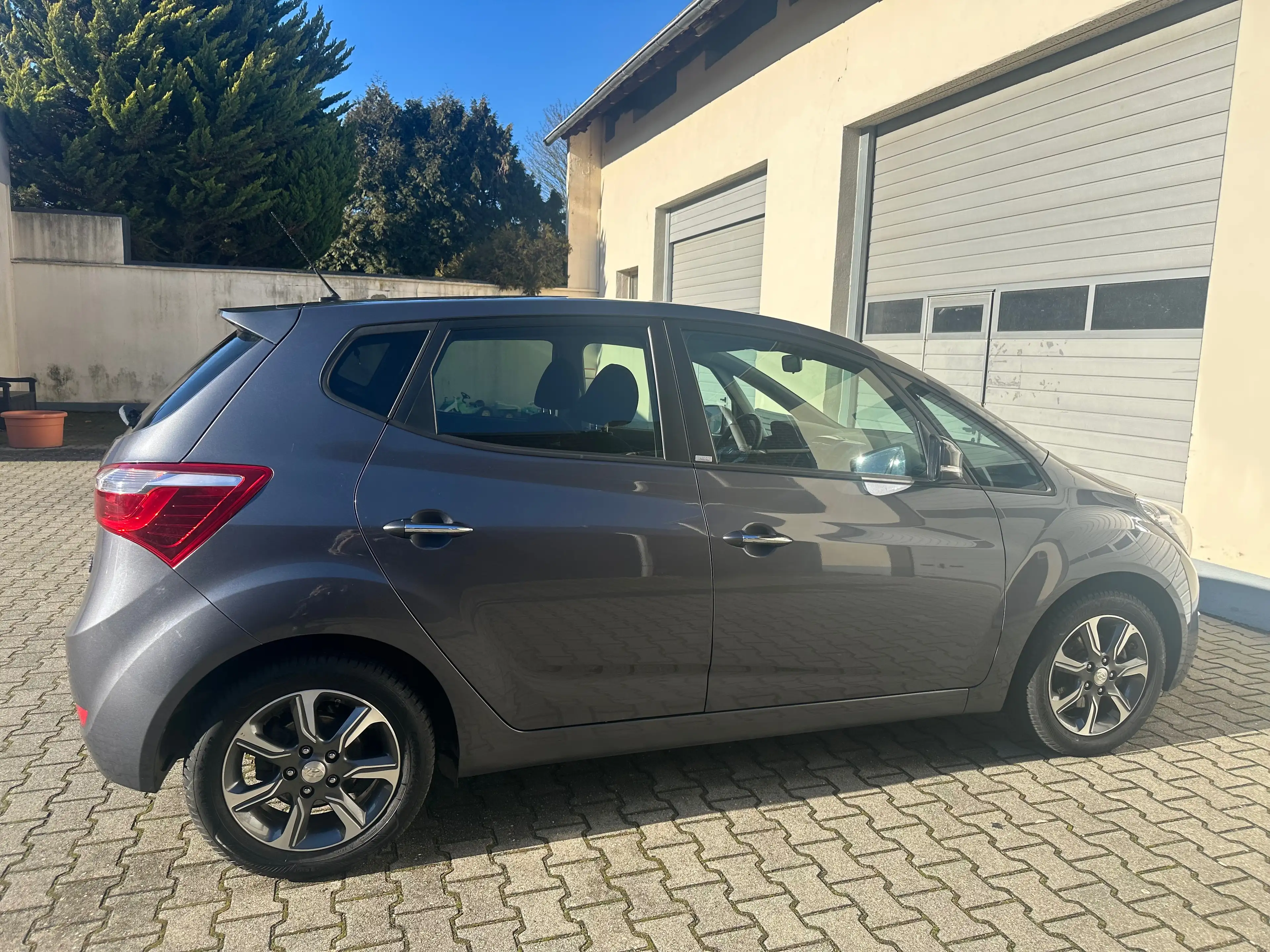 Hyundai iX20 ix20 Diesel 1.6 CRDi blue Passion — photo 2