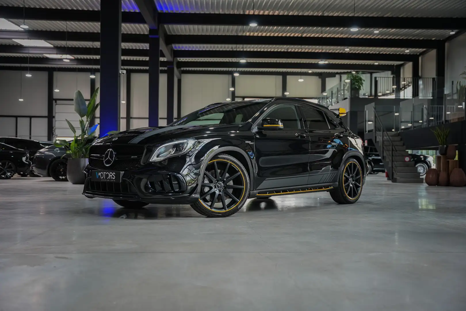 Mercedes-Benz GLA 45 AMG 4-Matic - ACC - sportuitlaat - 360° camera - Noir - 1