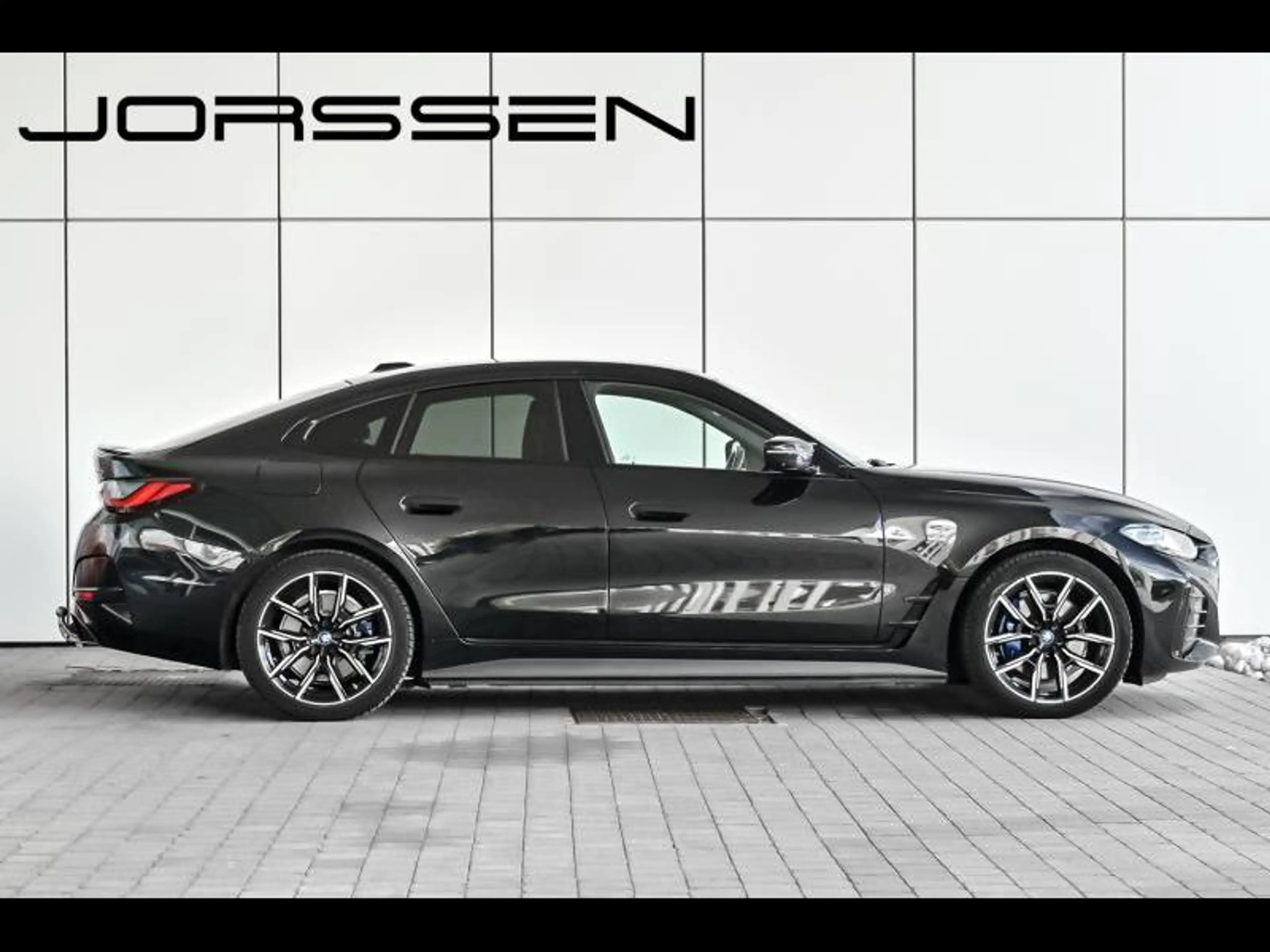 BMW i4 M50 Gran Coupé — photo 3
