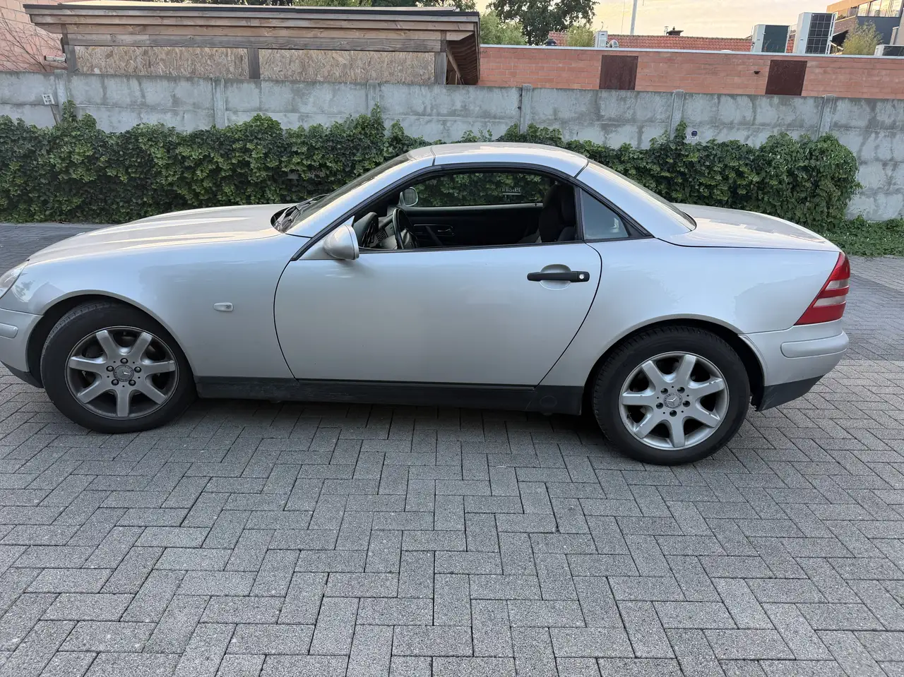 Mercedes-Benz SLK 200, foto 1