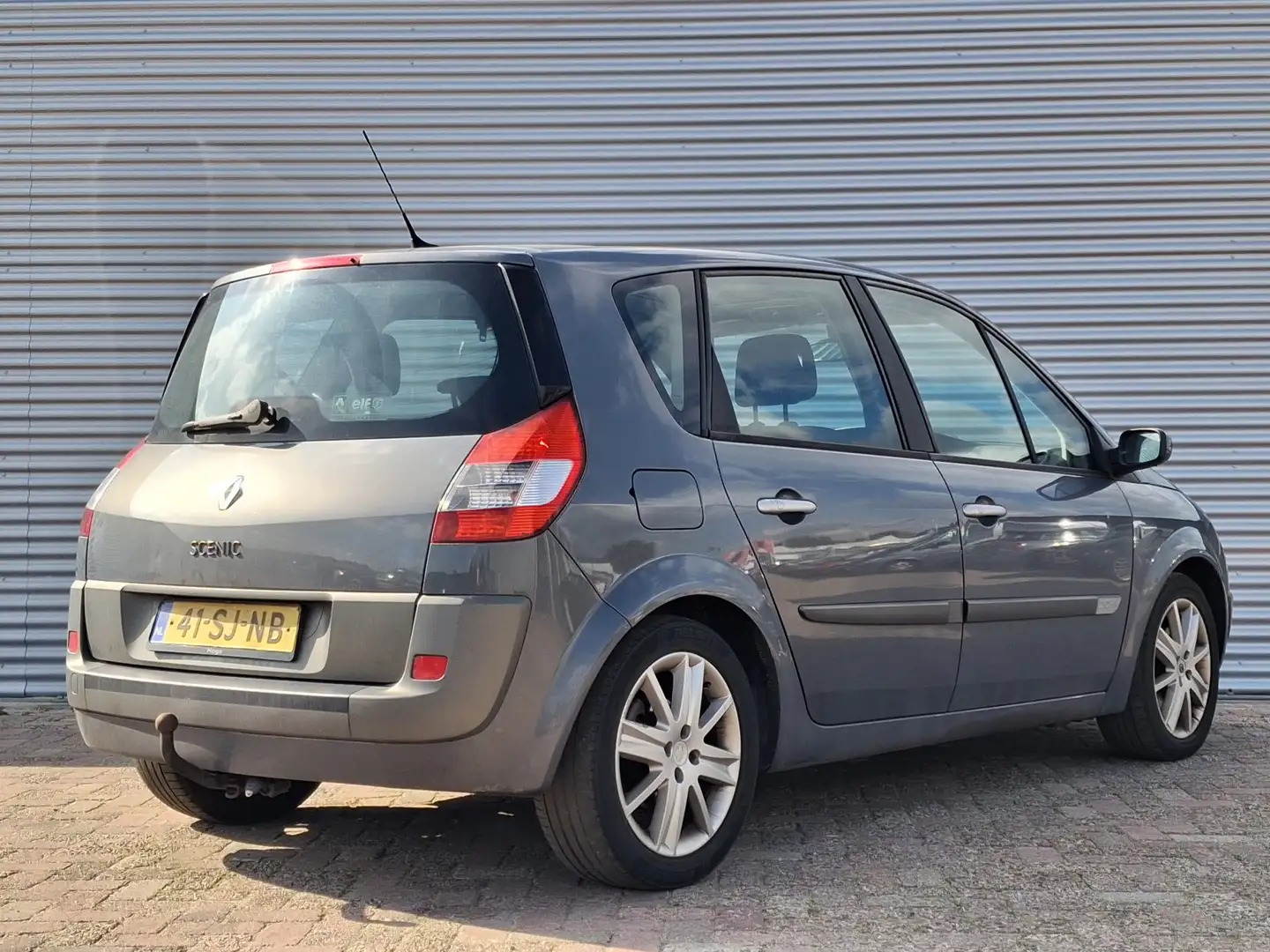 Renault Scenic 2.0-16V Privilège Luxe | Nieuw Binnen! | Trekhaak Grijs - 2