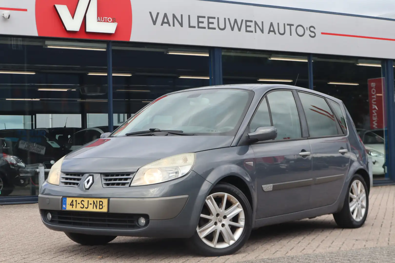 Renault Scenic 2.0-16V Privilège Luxe | Nieuw Binnen! | Zo Mee | Grigio - 1