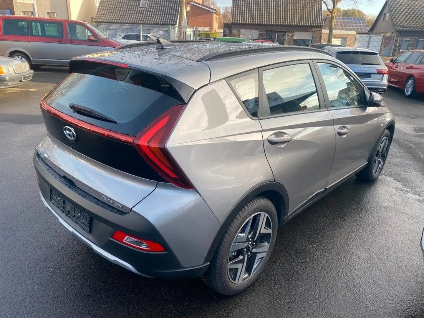 Hyundai BAYON Bayon Intro Edition Mild-Hybrid 2WD Gris - 2