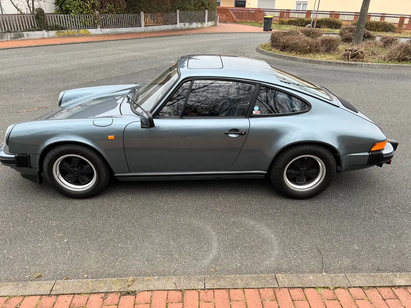 Porsche 911 911 Carrera Серый - 1