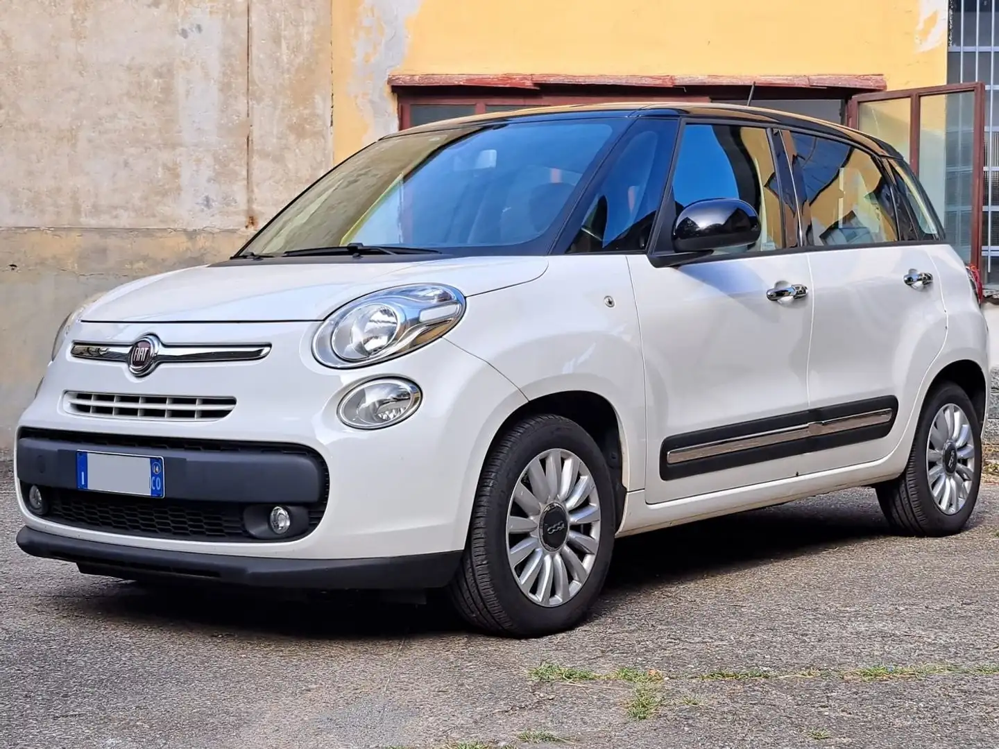 Fiat 500L 1.4 TJT POP STAR GPL 120CV * NAVI * Weiß - 2