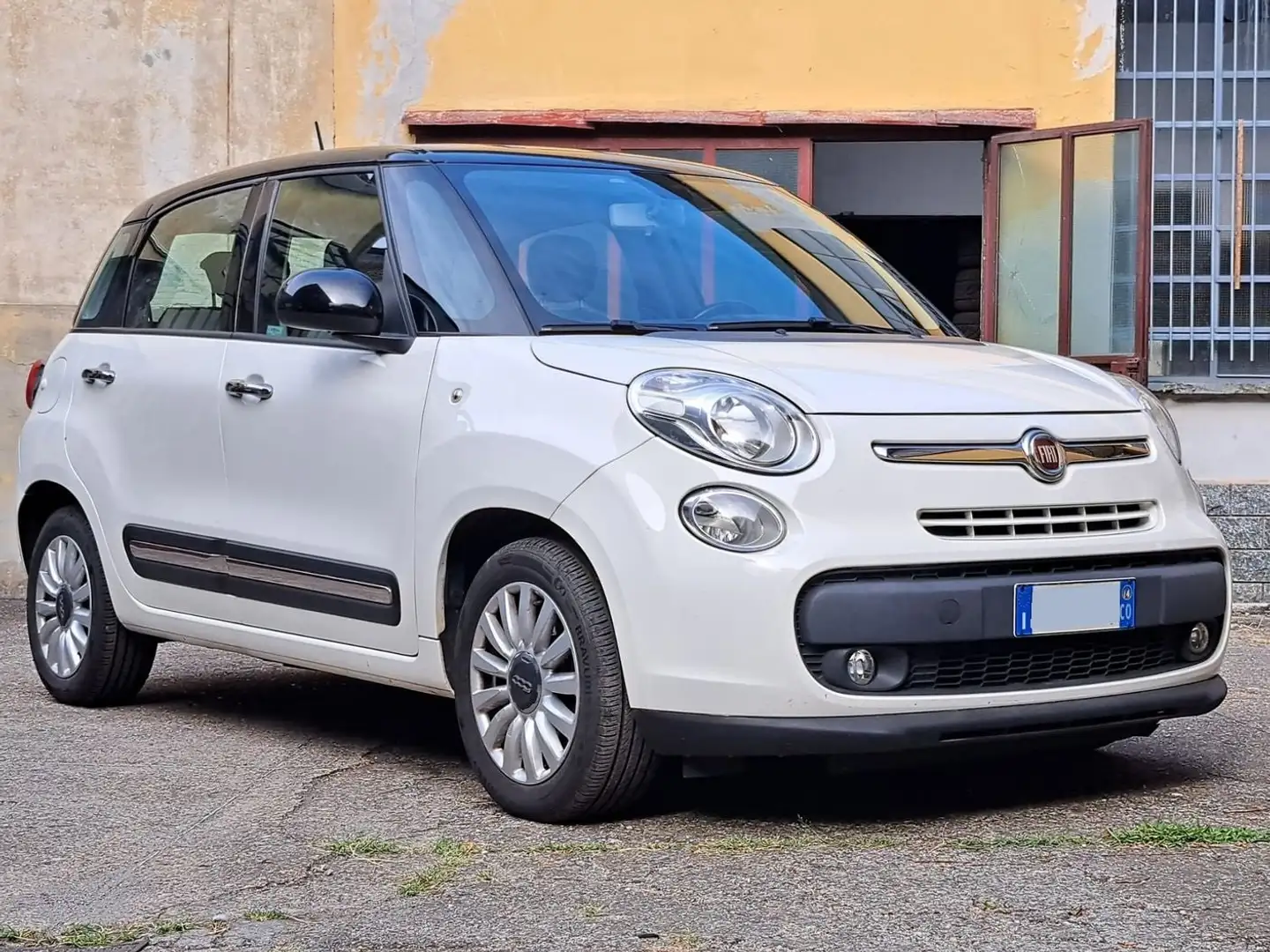 Fiat 500L 1.4 TJT POP STAR GPL 120CV * NAVI * Weiß - 1